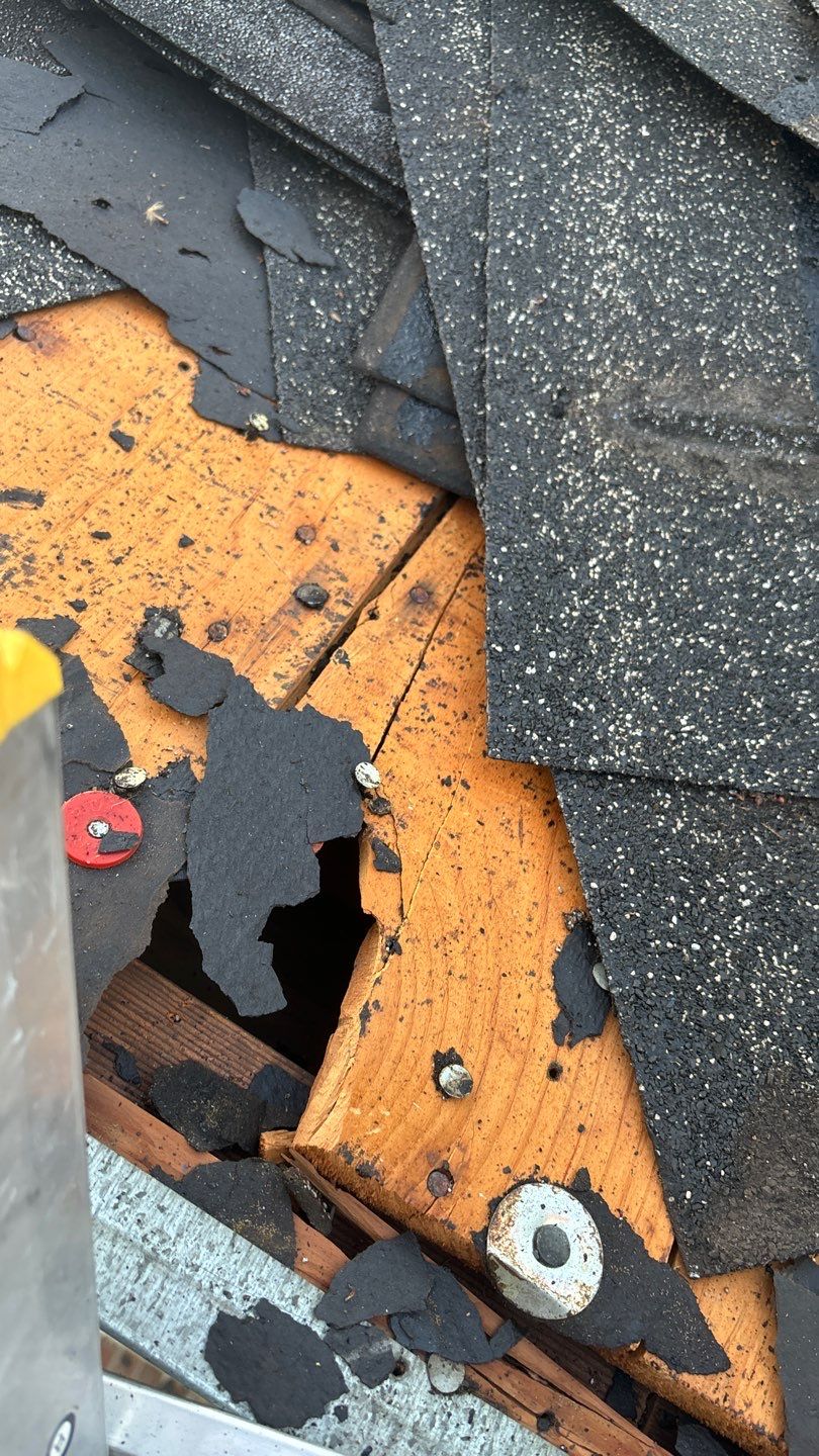Residential Roofing Installation using Owen's Corning Duration (Lifetime) Shingles by Roof Repair Company