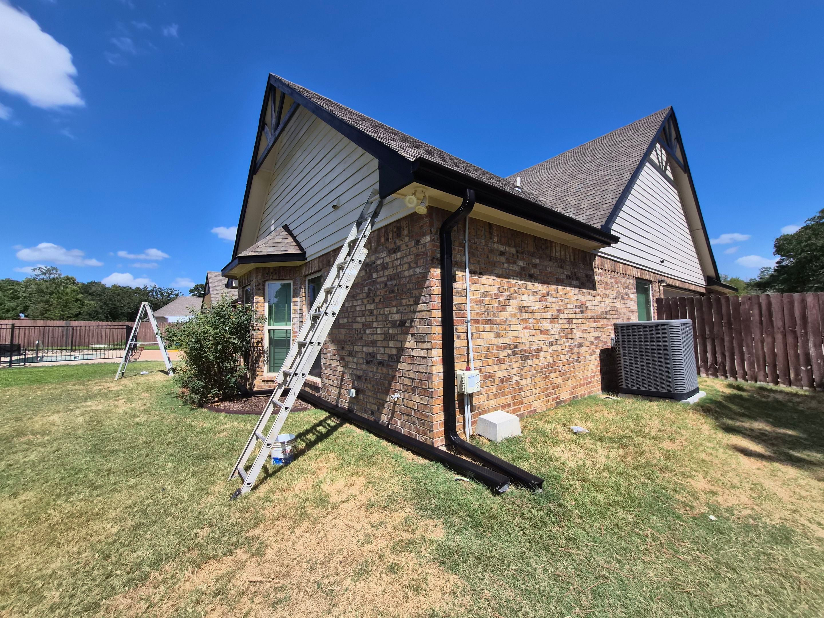 From Dated Brown to Modern Contrast: A Mineola Exterior Transformation by Quality Coats Painting