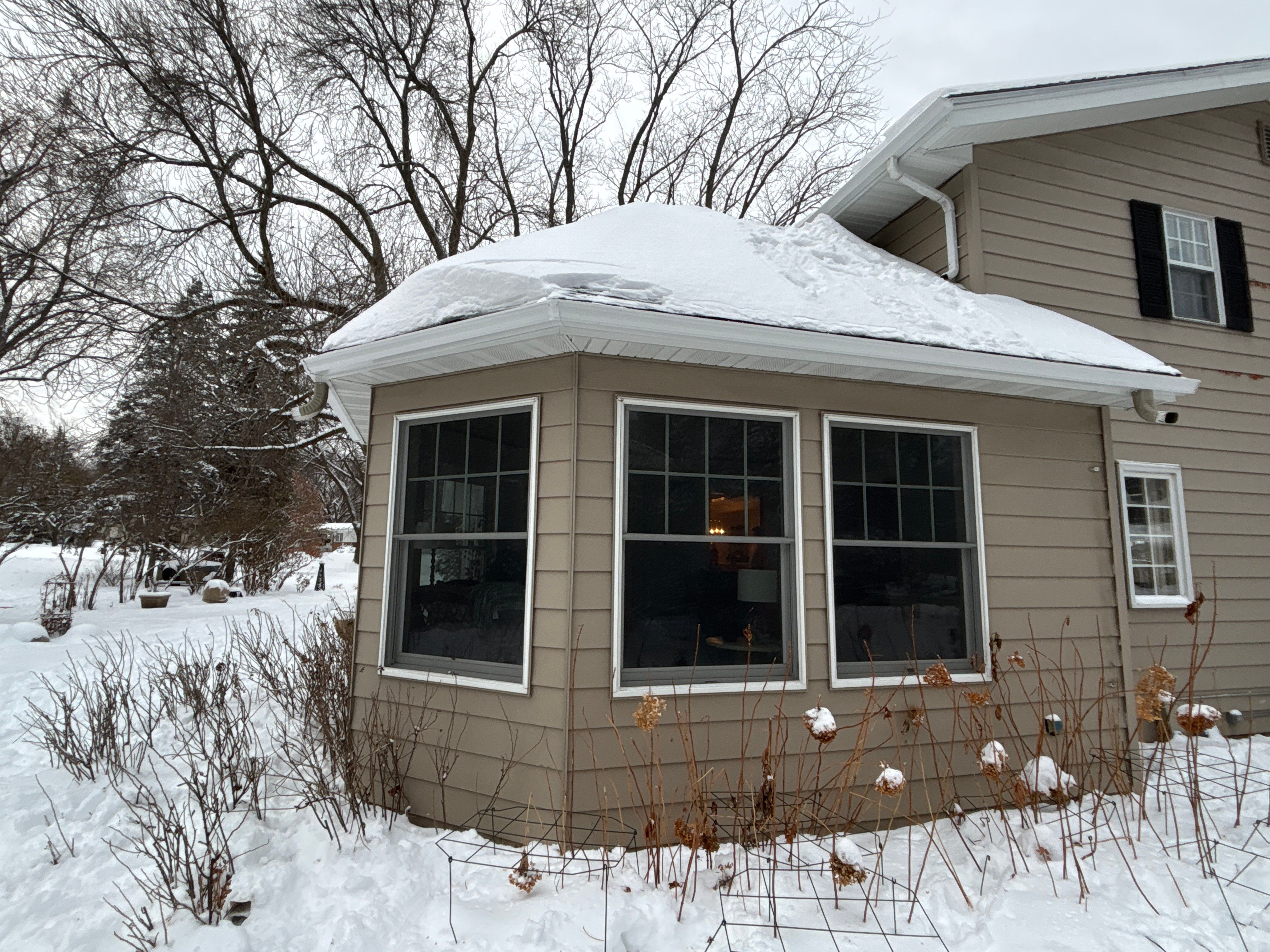 5-Inch Gutter Installation with Leaf Blaster Pro Gutter Guards – Minnetonka, MN by Next Level Seamless Gutters / Exteriors Inc.