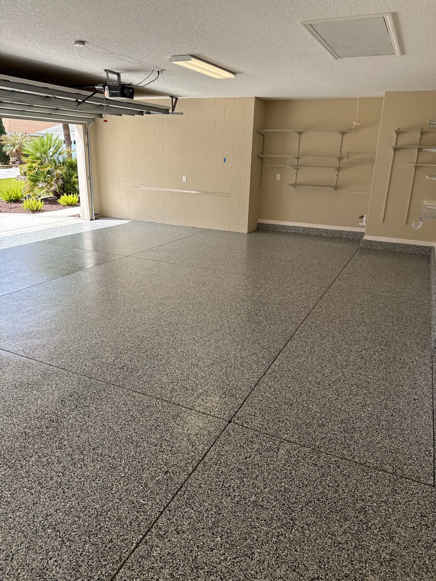 Garage in Domino by Innovative Concrete Coatings 