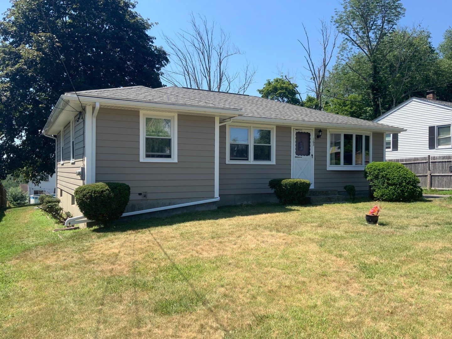 Siding Installation using Everlast Composite Siding by UBrothers Construction