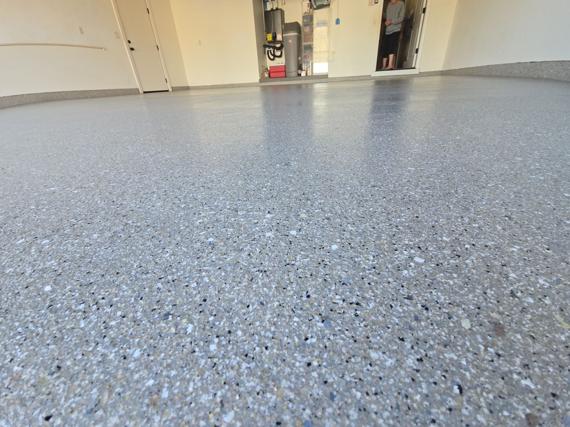 Hermiston Garage Floor Coating With Travertine Hybrid Flake System by Croc Coatings, LLC