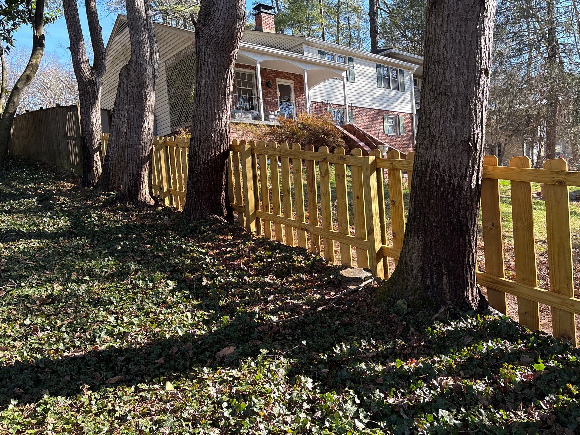 Wood Fence using Wood Sealant by DuraSeal