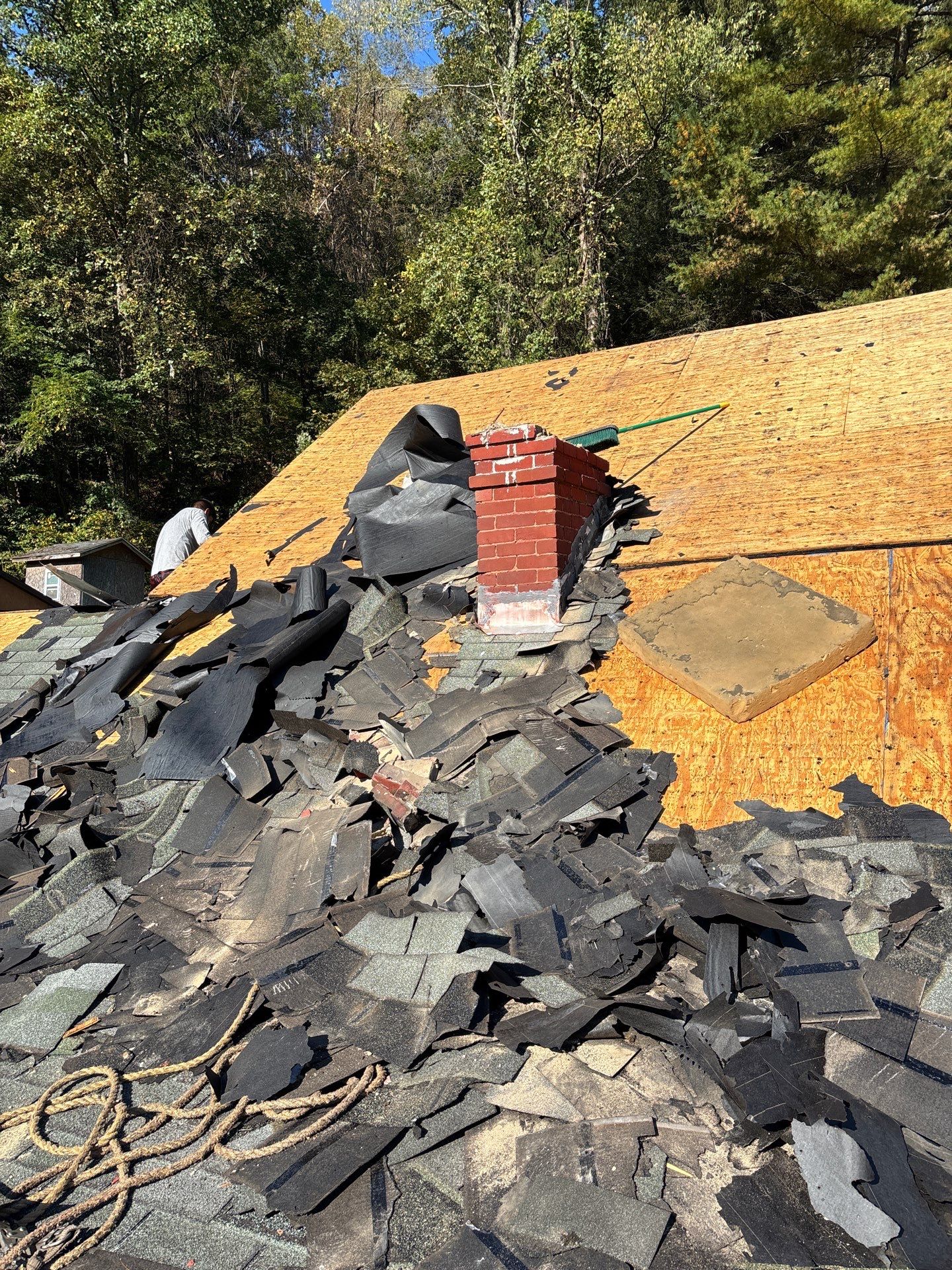 Residential Roofing Installation using GAF Timberline HDZ Biscayne Blue by Rainstoppers Roofing