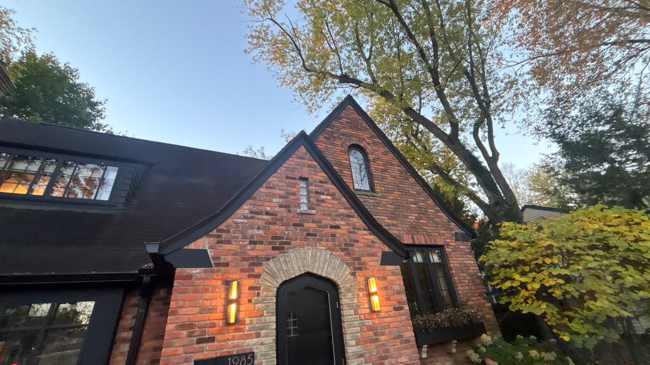 Roof Replacement using Owens Corning Onyx Black by 180 Contractors