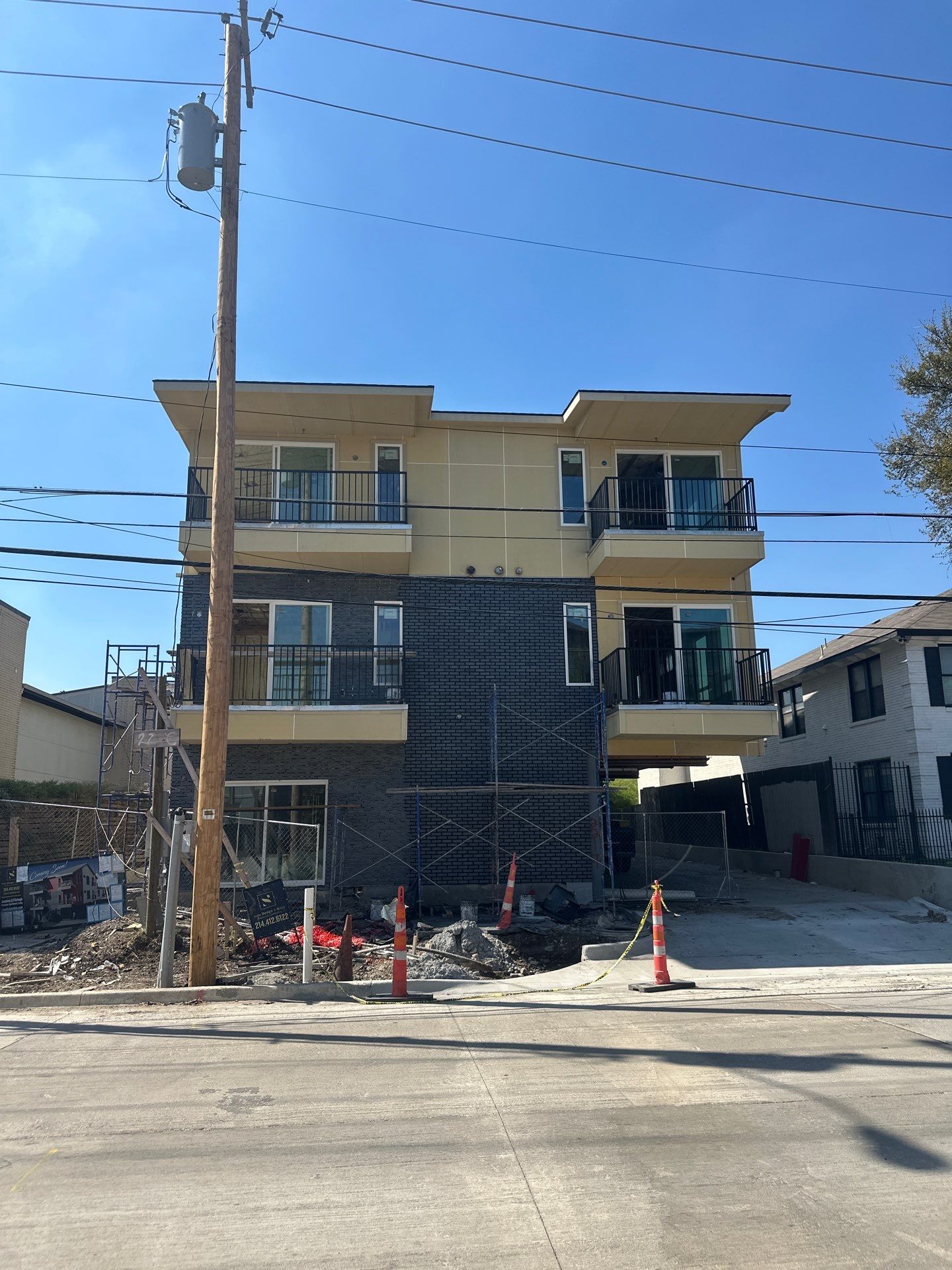 🏢 Full Foam Envelope on This Dallas Multi-Family Build by Apex Insulation Solutions