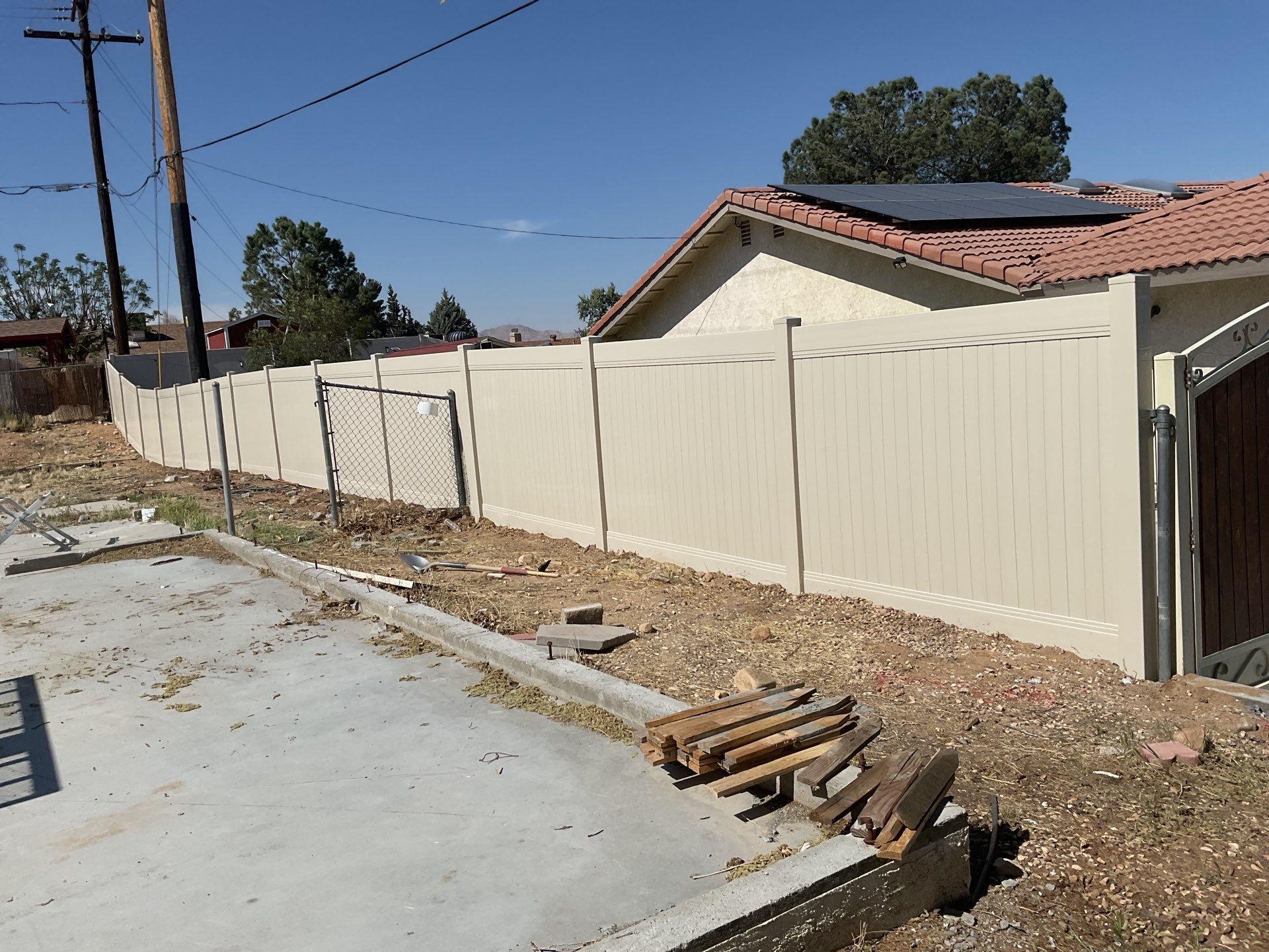 Fence Installation using Vinyl by Fence Guys Inc. 