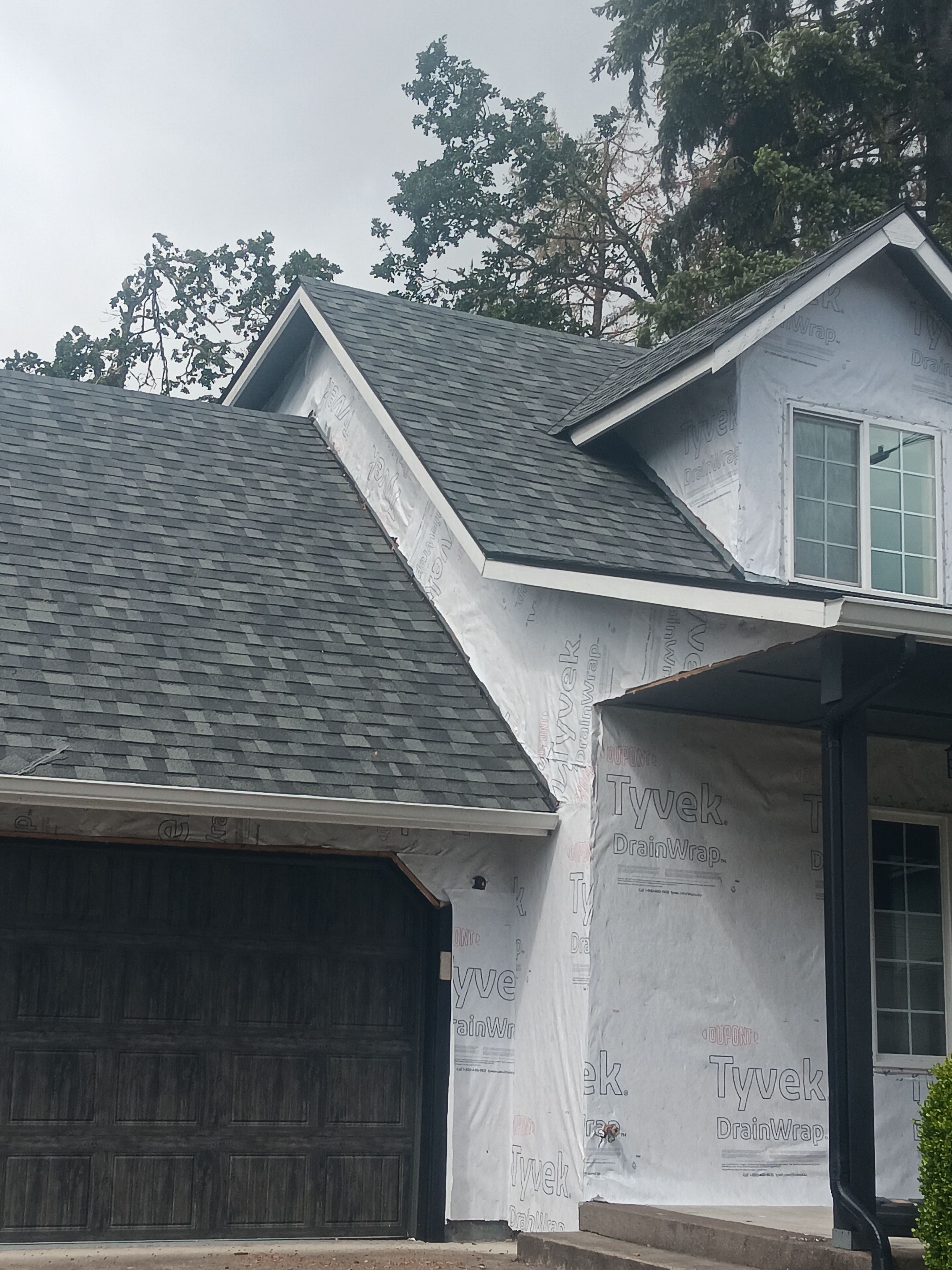 Siding Repair Project by BEST Roofing & Waterproofing