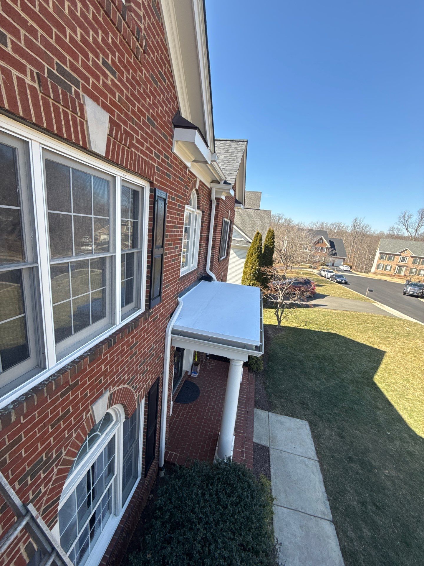 Springfield: Residential Roof Replacement with CertainTeed Landmark Pro in Max Def Moire Black by RM Banning, Inc.