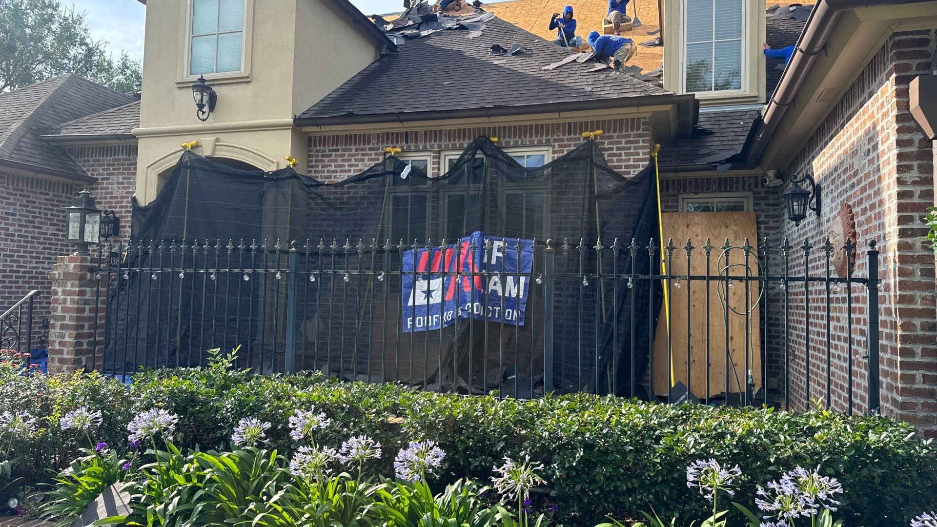 Majestic Shake - Atlas by Top Team Roofing & Construction