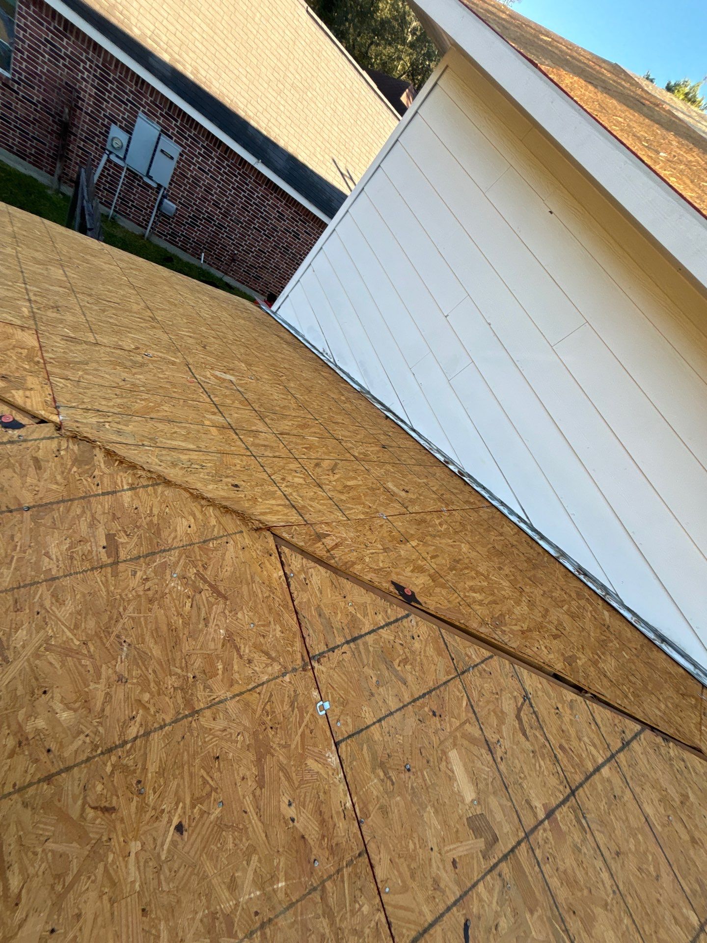 Residential Roofing Installation using Owen's Corning Duration (Lifetime) Shingles by Roof Repair Company