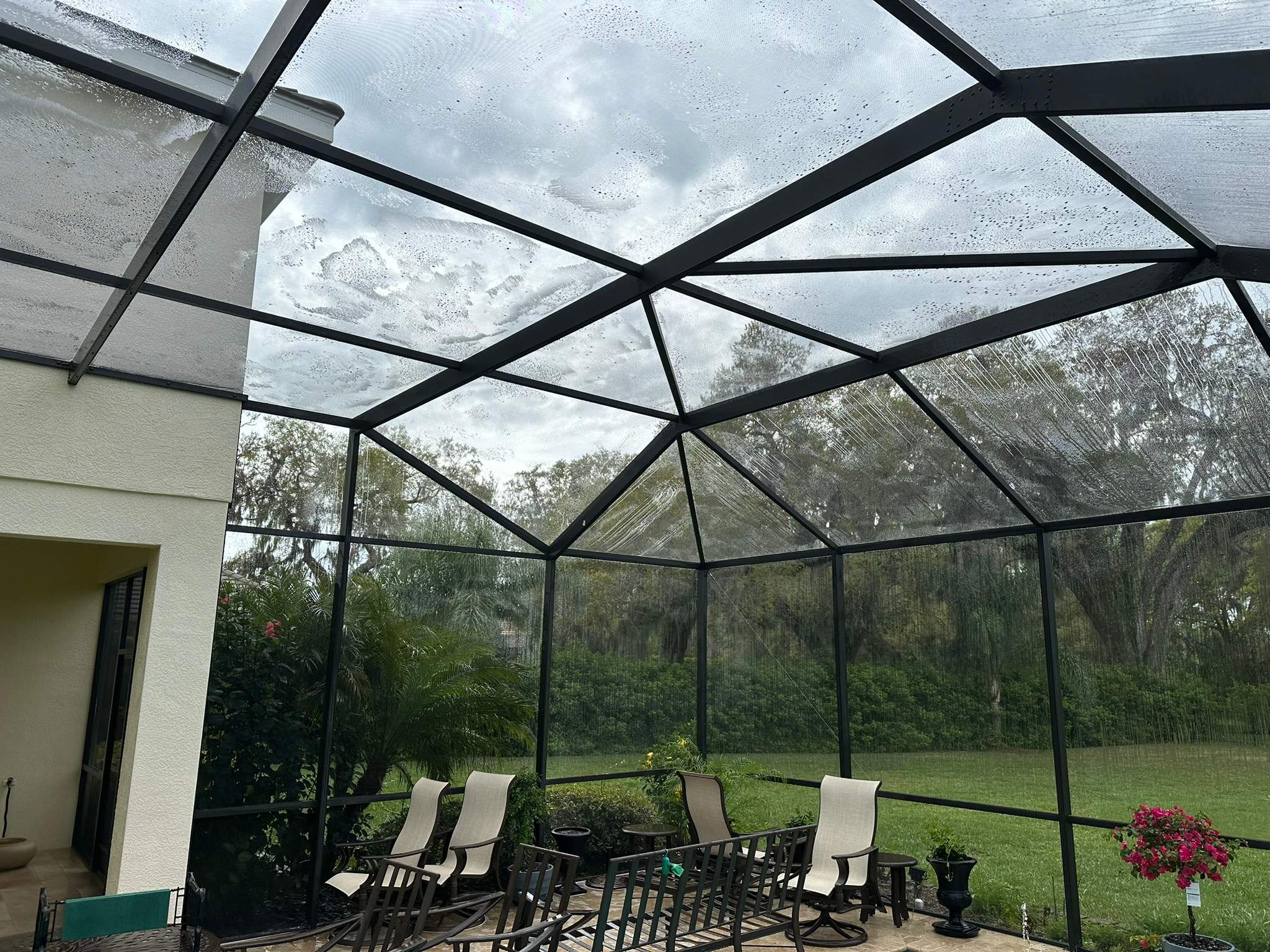 House Wash & Pool Screen Enclosure Cleaning in Winding River Community, Bradenton, FL | Sunshine AquaWash by Sunshine AquaWash