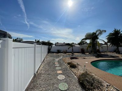 Vinyl Fence Installation using Vinyl Privacy Fence 