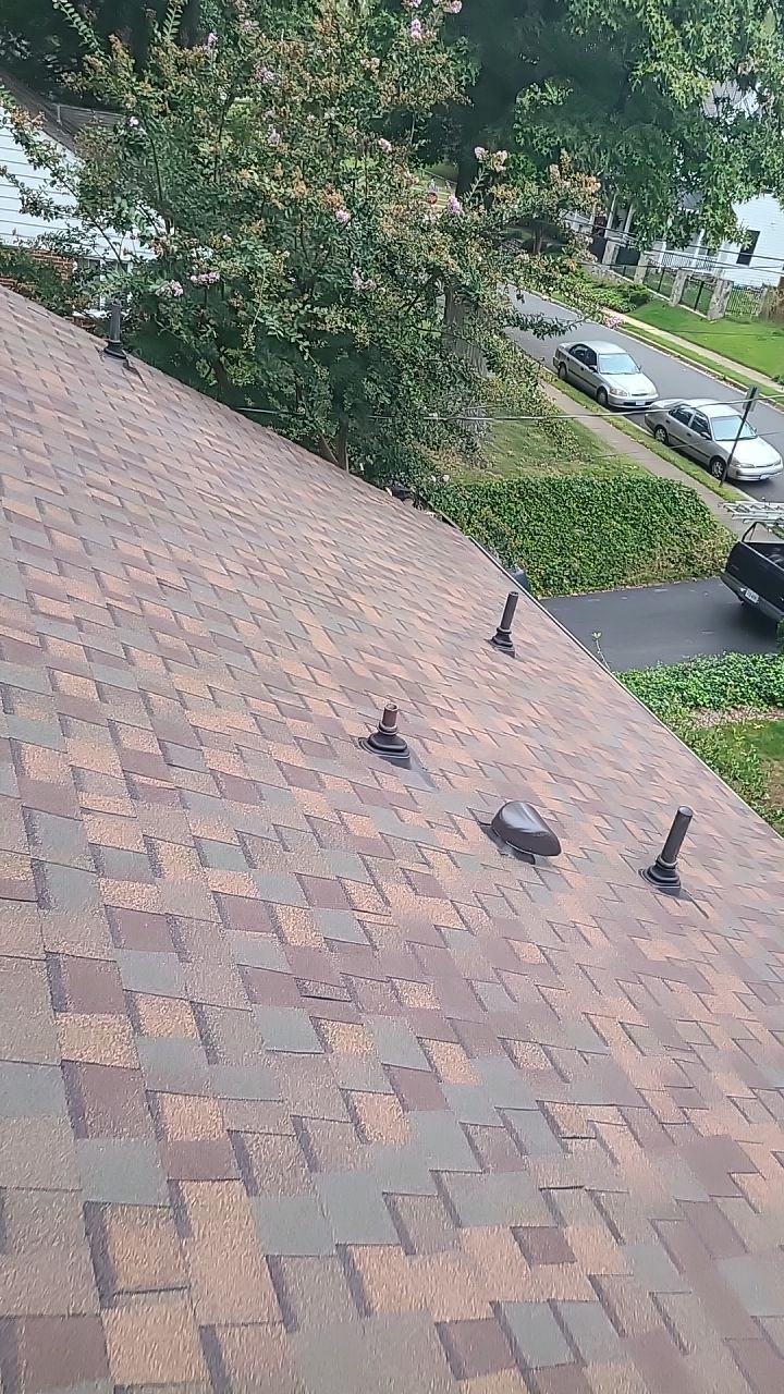 Arlington: CertainTeed Landmark Pro Designer Shingles in Max Def Heather Blend by RM Banning, Inc.