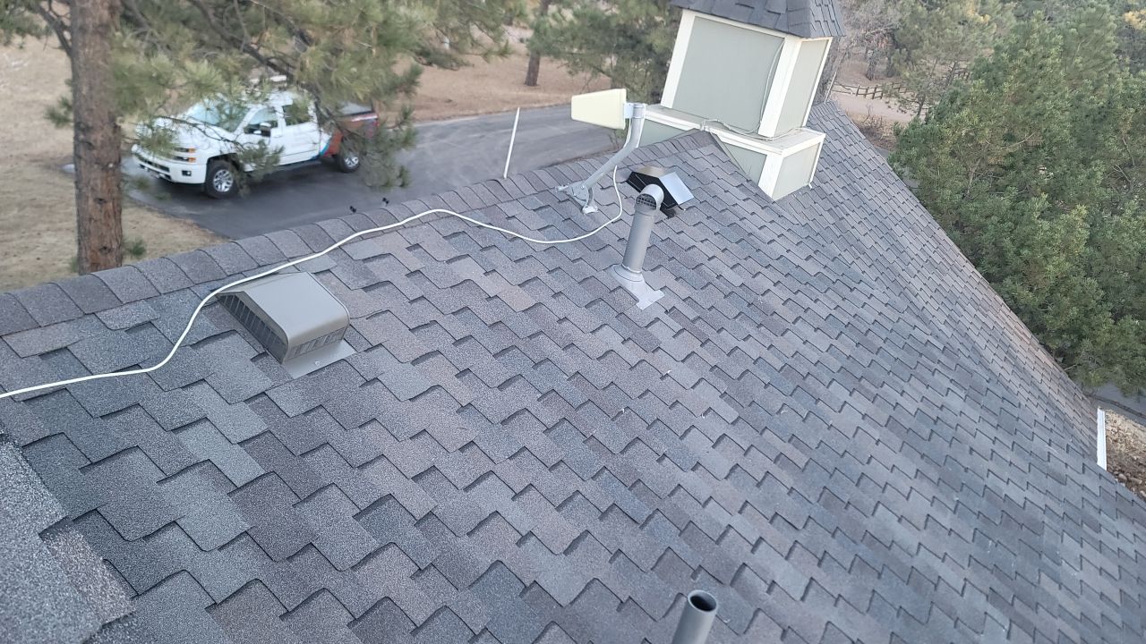 Parker McKean House  by Jireh 7 Roofing 