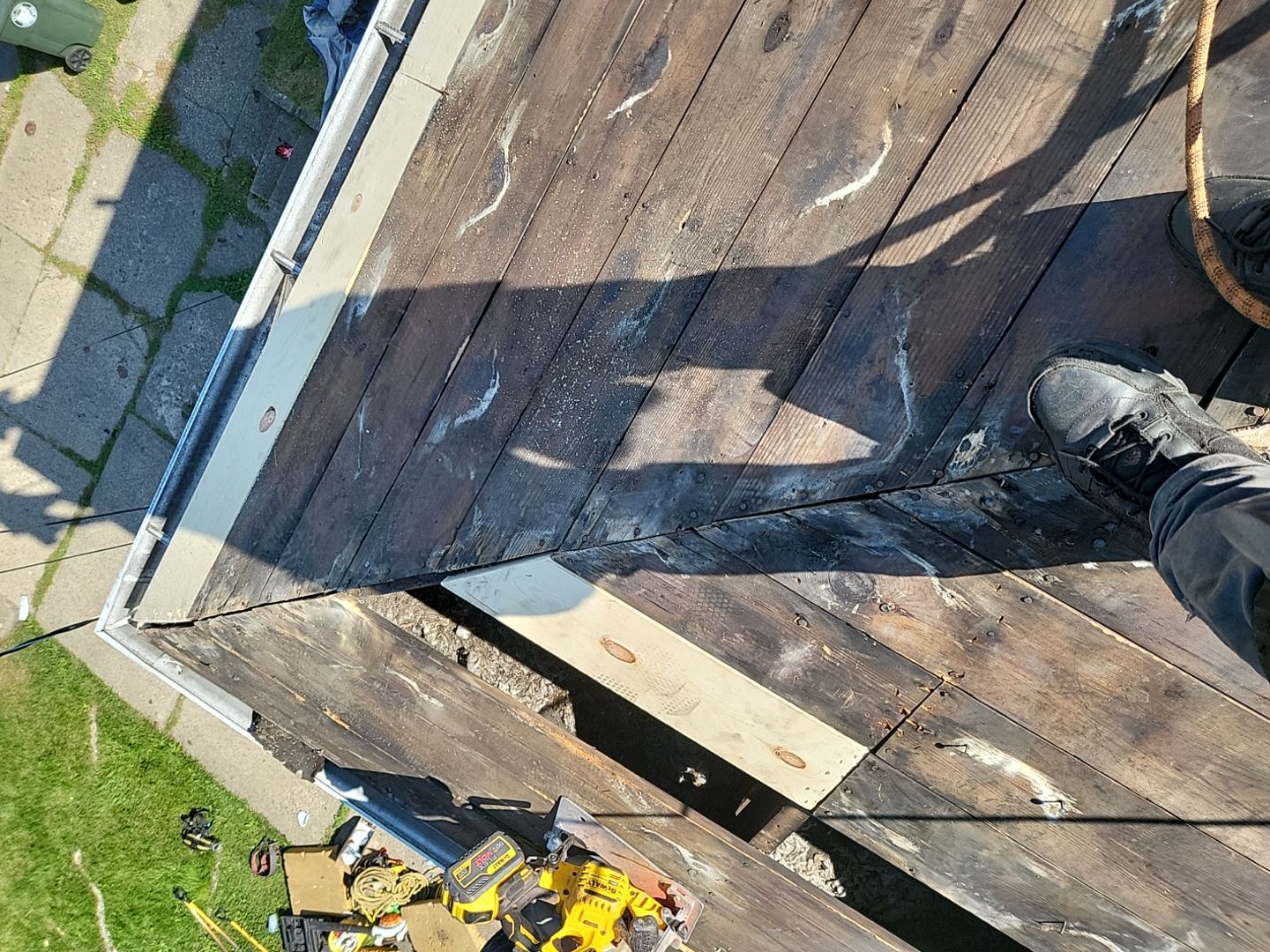 ATLAS PINNACLE COLOR: MORNING HARVEST DRIP EDGE: MUSKET BROWN by Eagle Eye Roofing