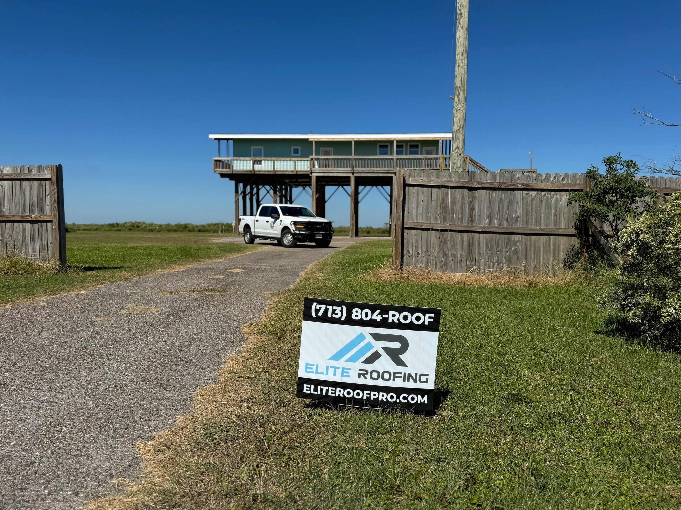 GAF HDZ - Weathered Wood by Elite Roofing LLC