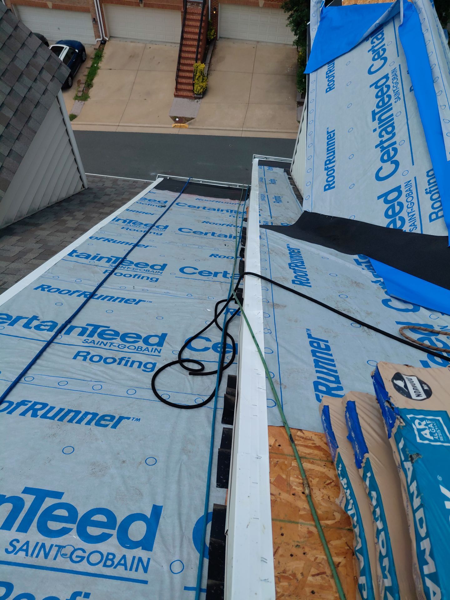 Lorton: Residential Roof Replacement with CertainTeed Landmark in Colonial Slate by RM Banning, Inc.