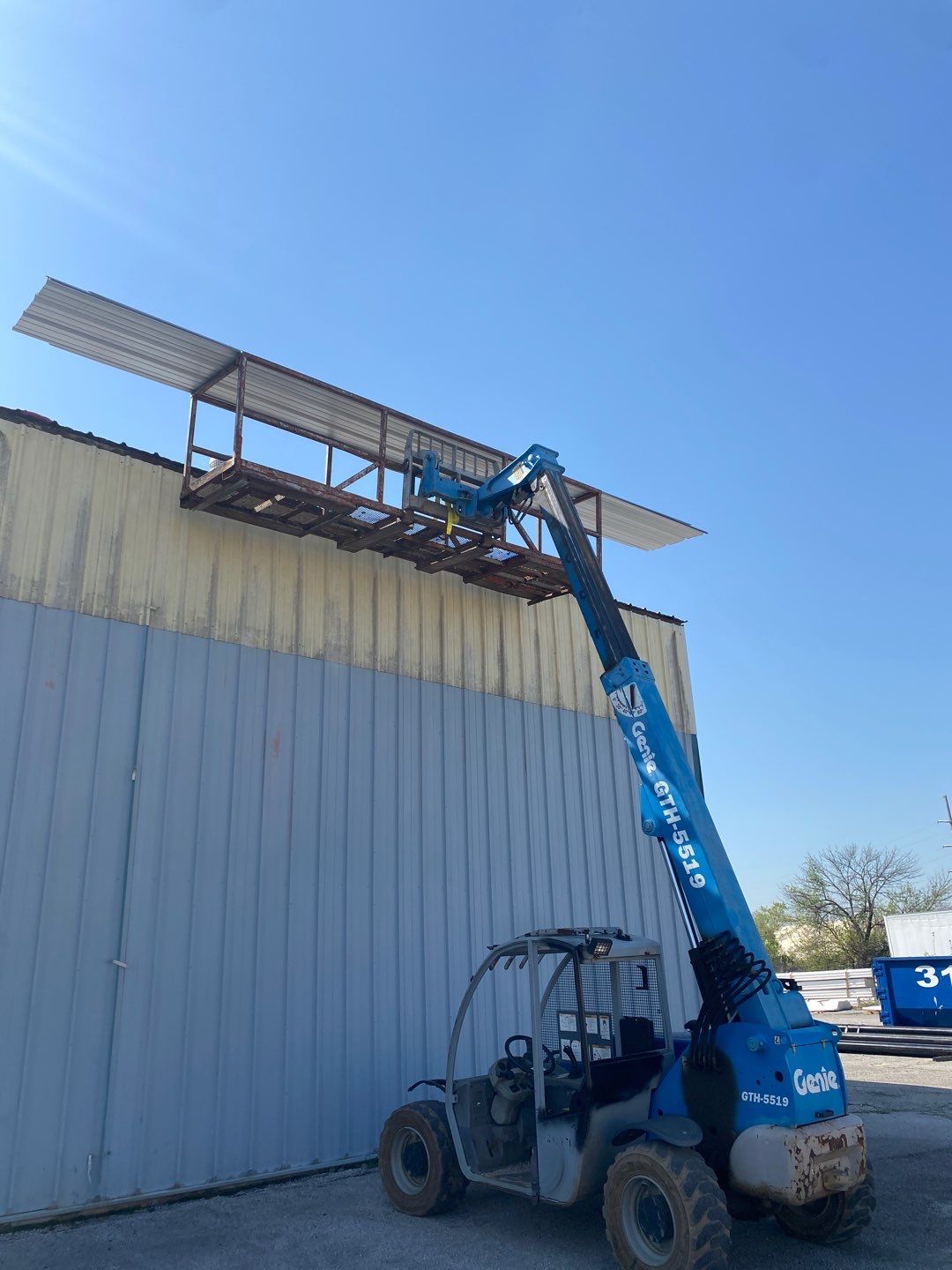 Metal Roof Project in Tulsa by Decor Roofing & Restoration