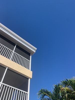 Commercial Gutter Installation in Sanibel FL
