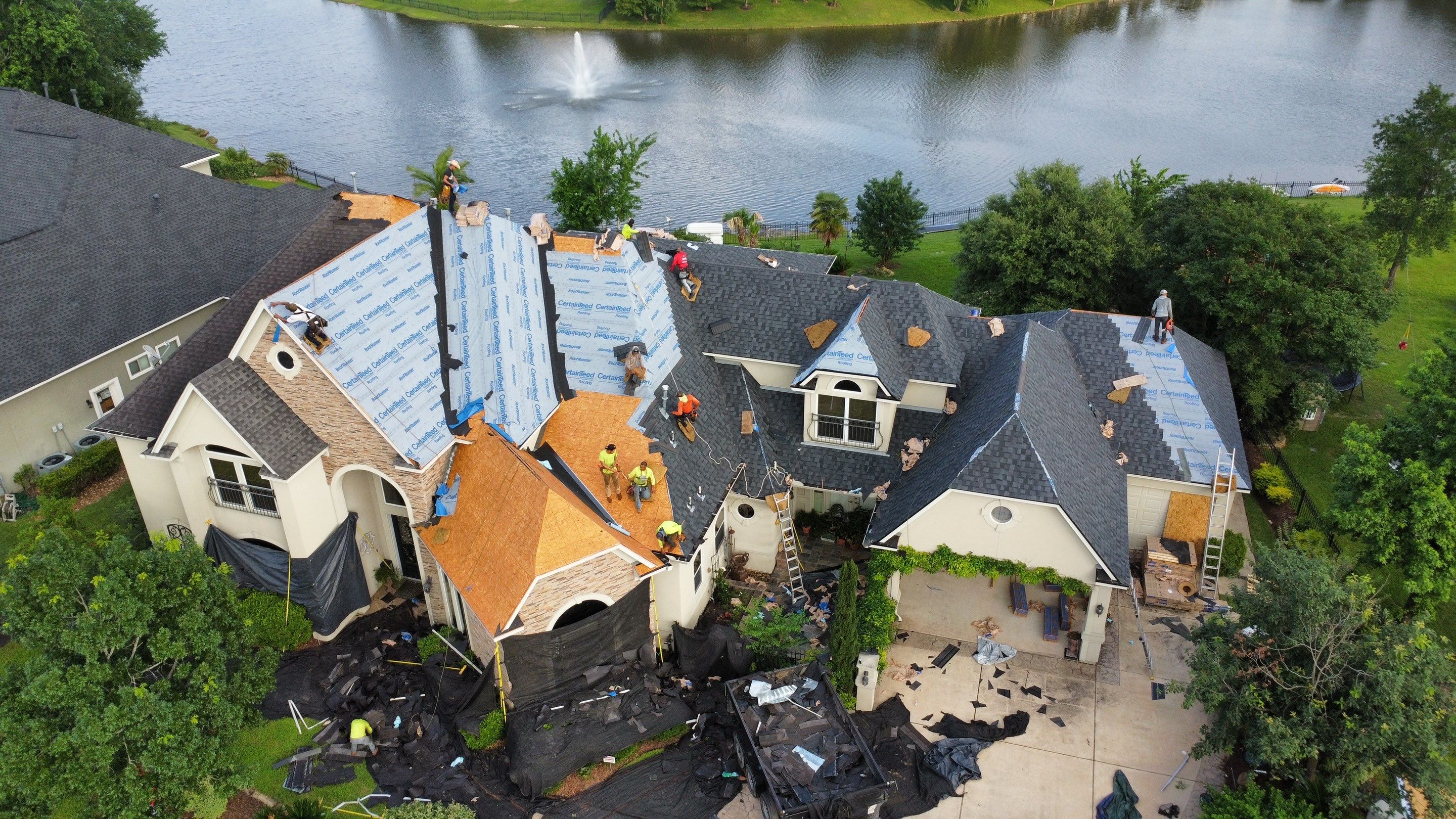 Roof Replacement in Spring, Tx by Super Roofer LLC