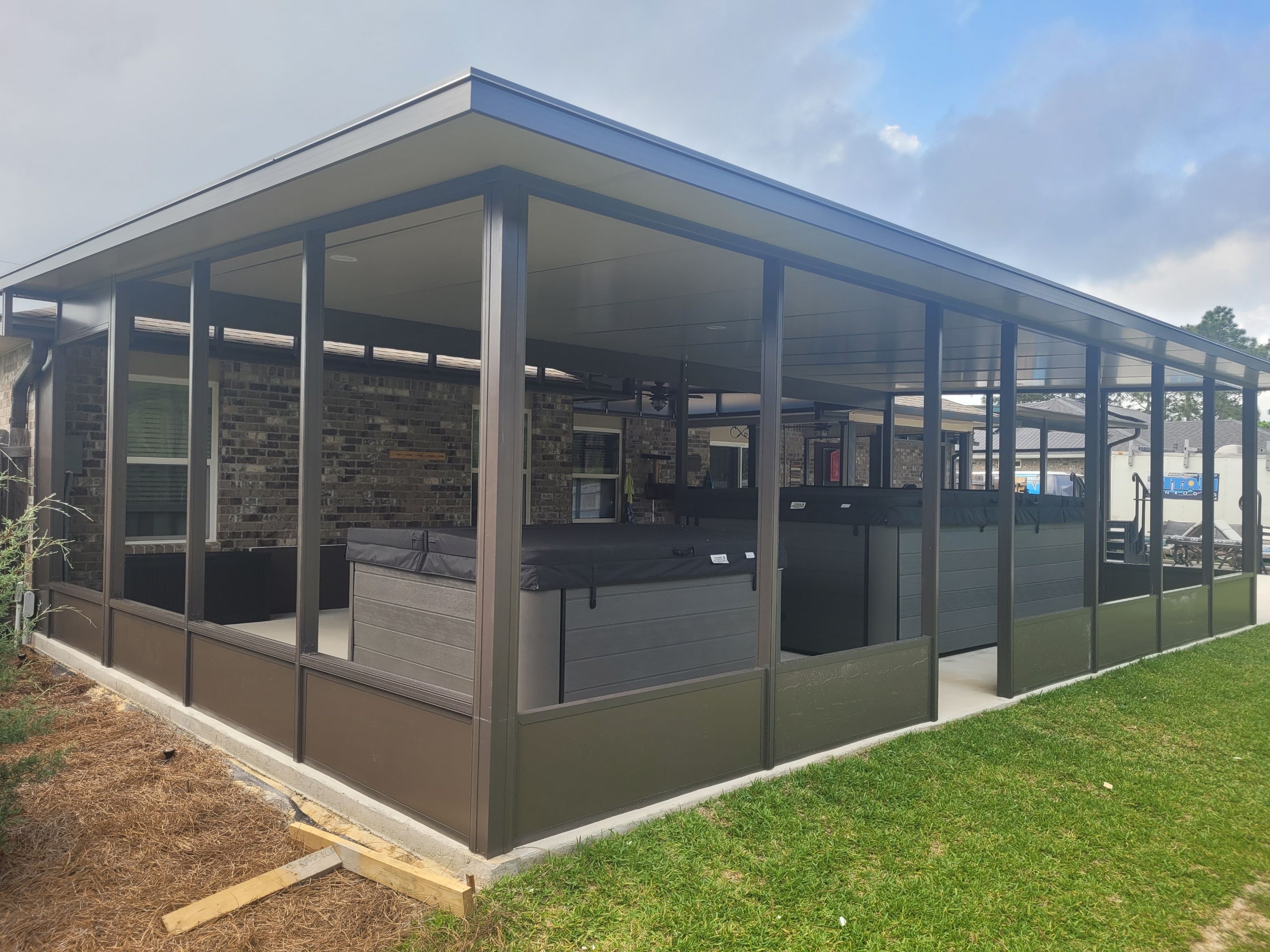 Large Screen Room & Patio Cover in Navarre by Titan Sunrooms