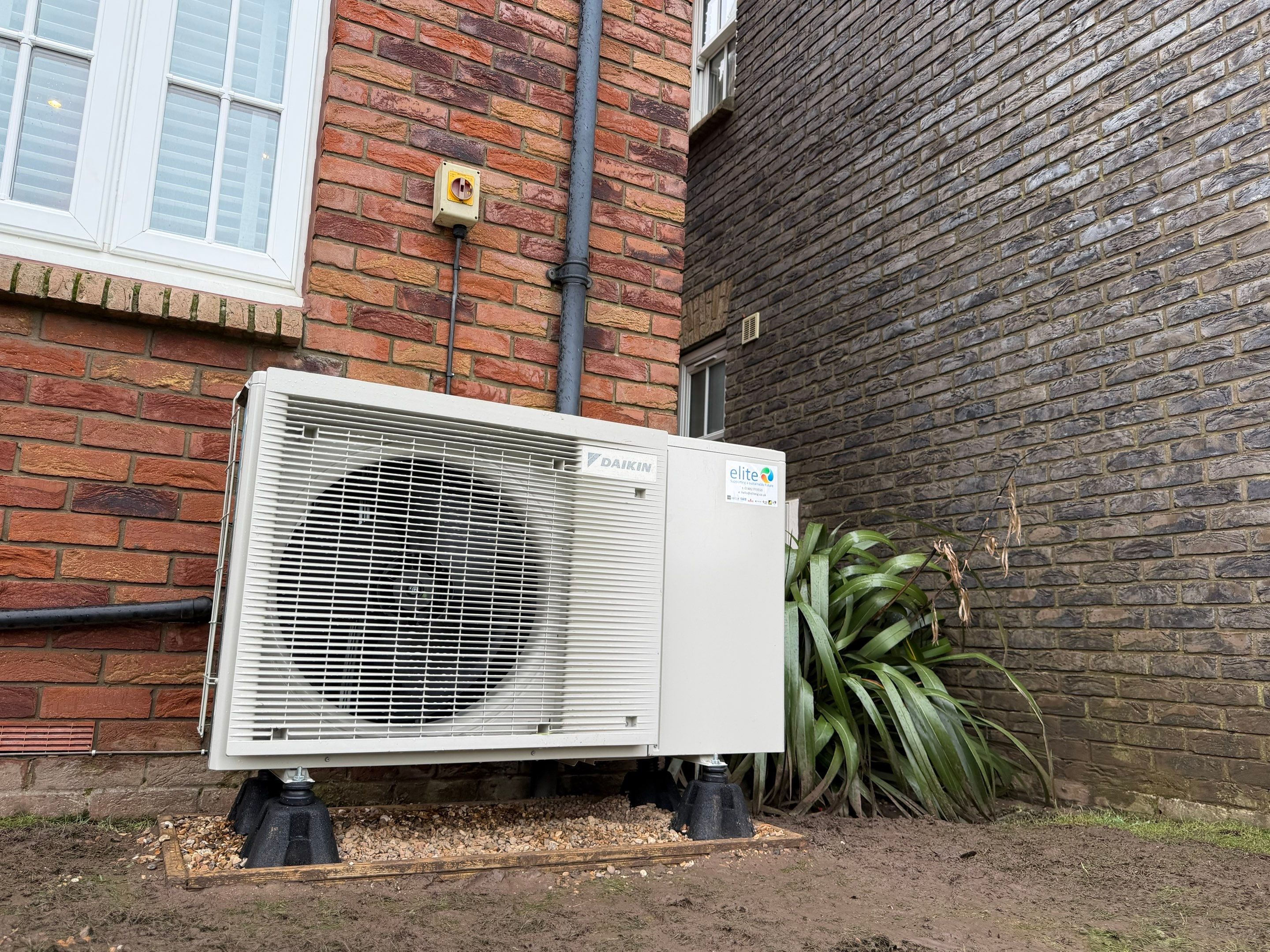 🏡 Holiday Let Heating — Fully Controlled From Your Phone 📲♨️ by Elite Services Group Ltd