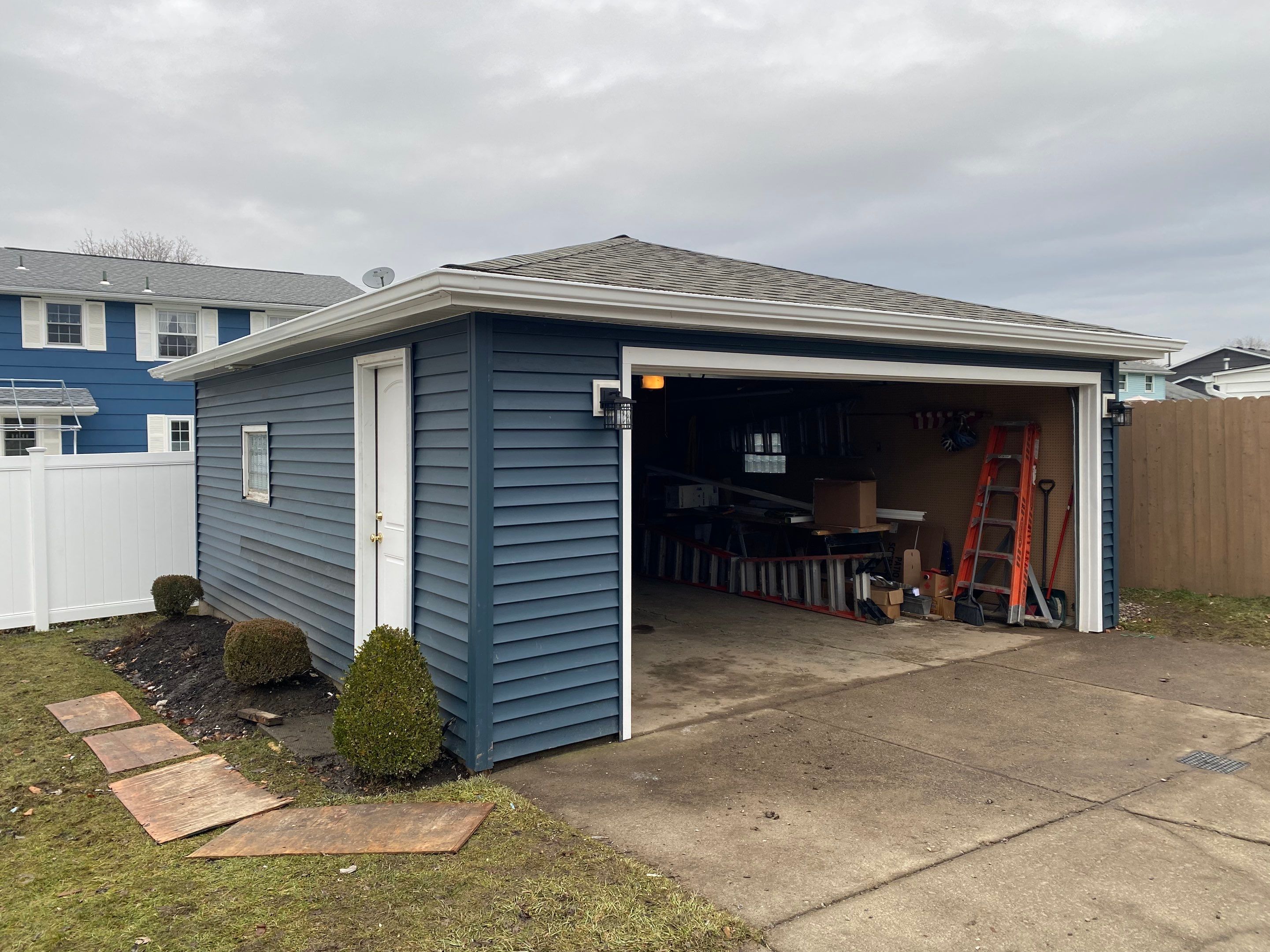 Exterior Siding and Concrete by Ivy Lea Construction