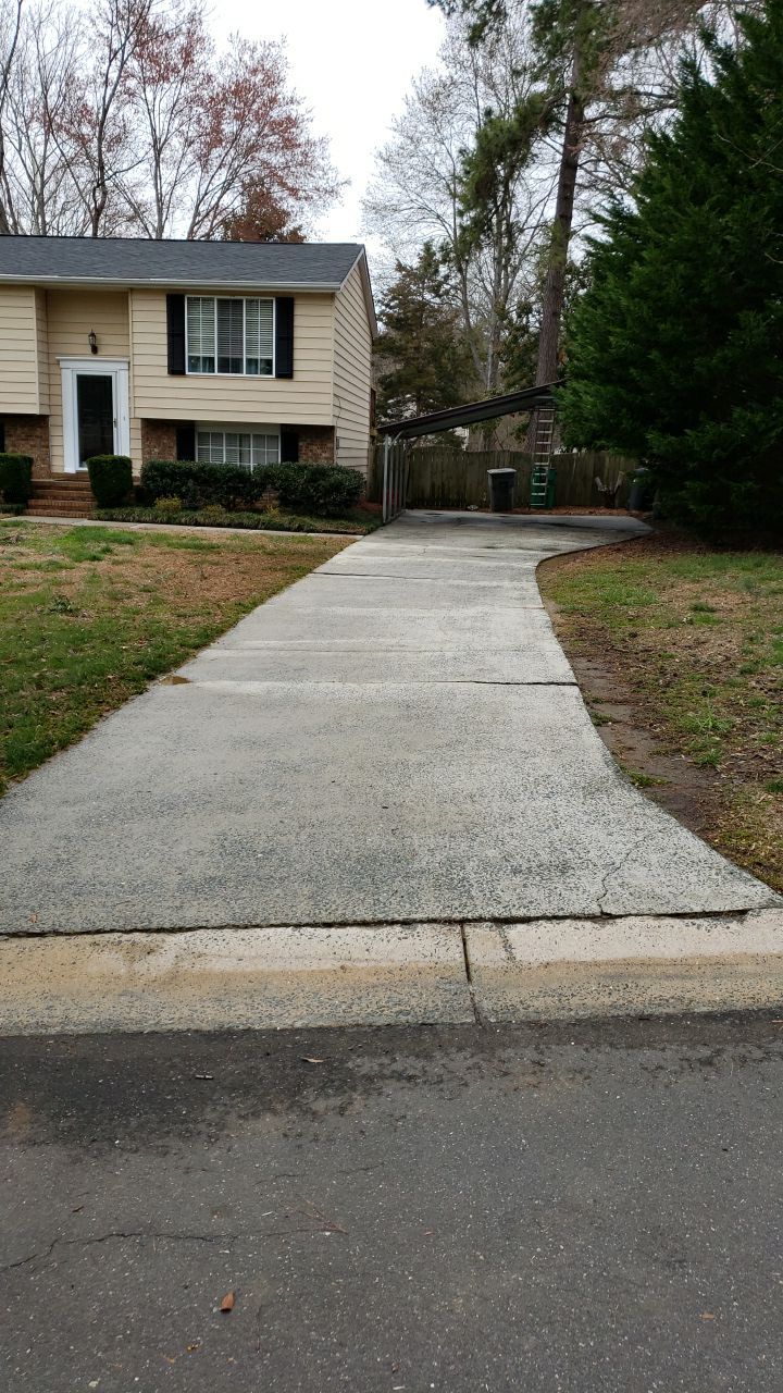 House Wash using cleaner by G&H Home Tech Pros LLC