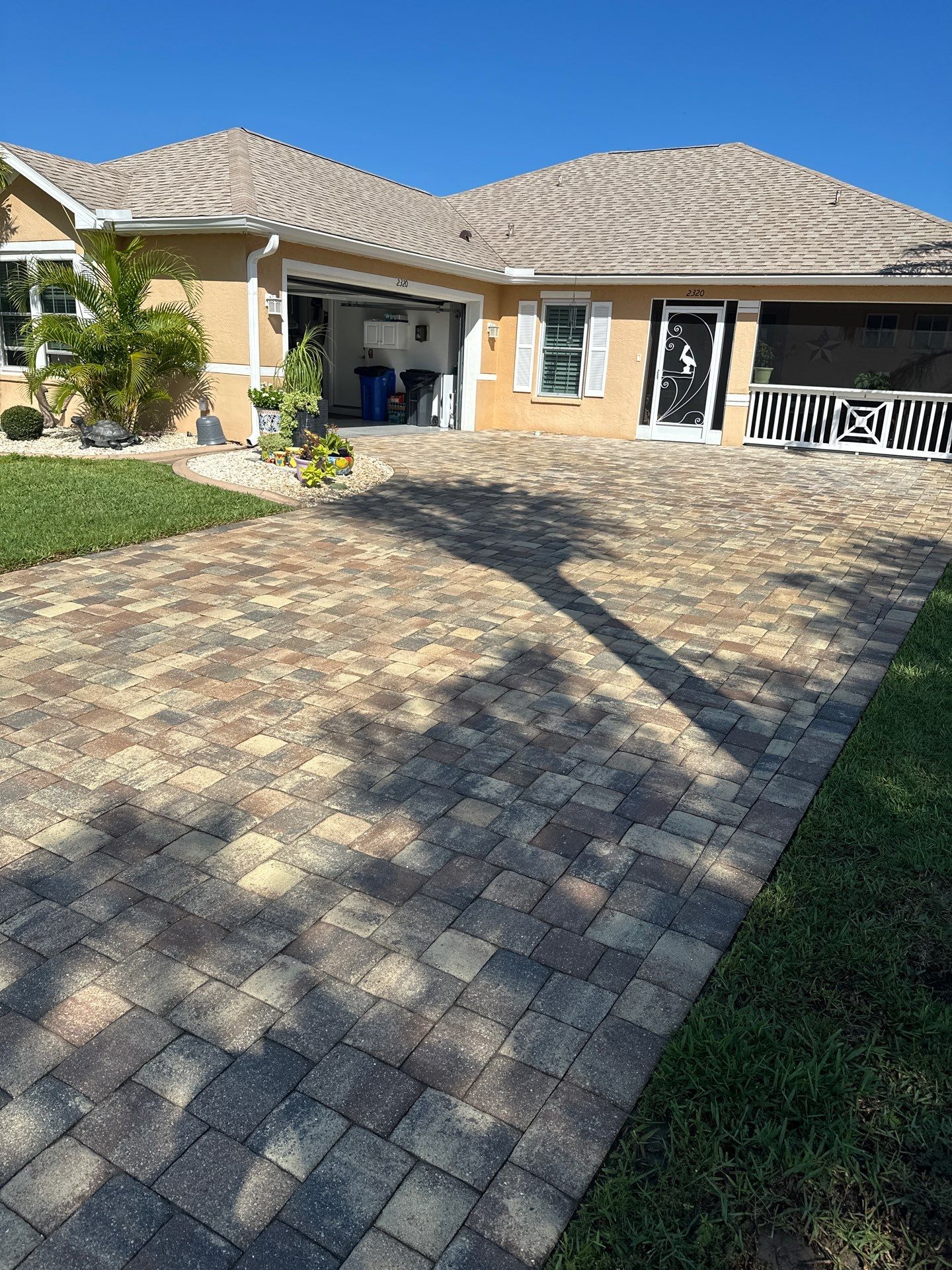 Paver Cleaning and Sealing in Sun City Center by Supreme Paver Experts