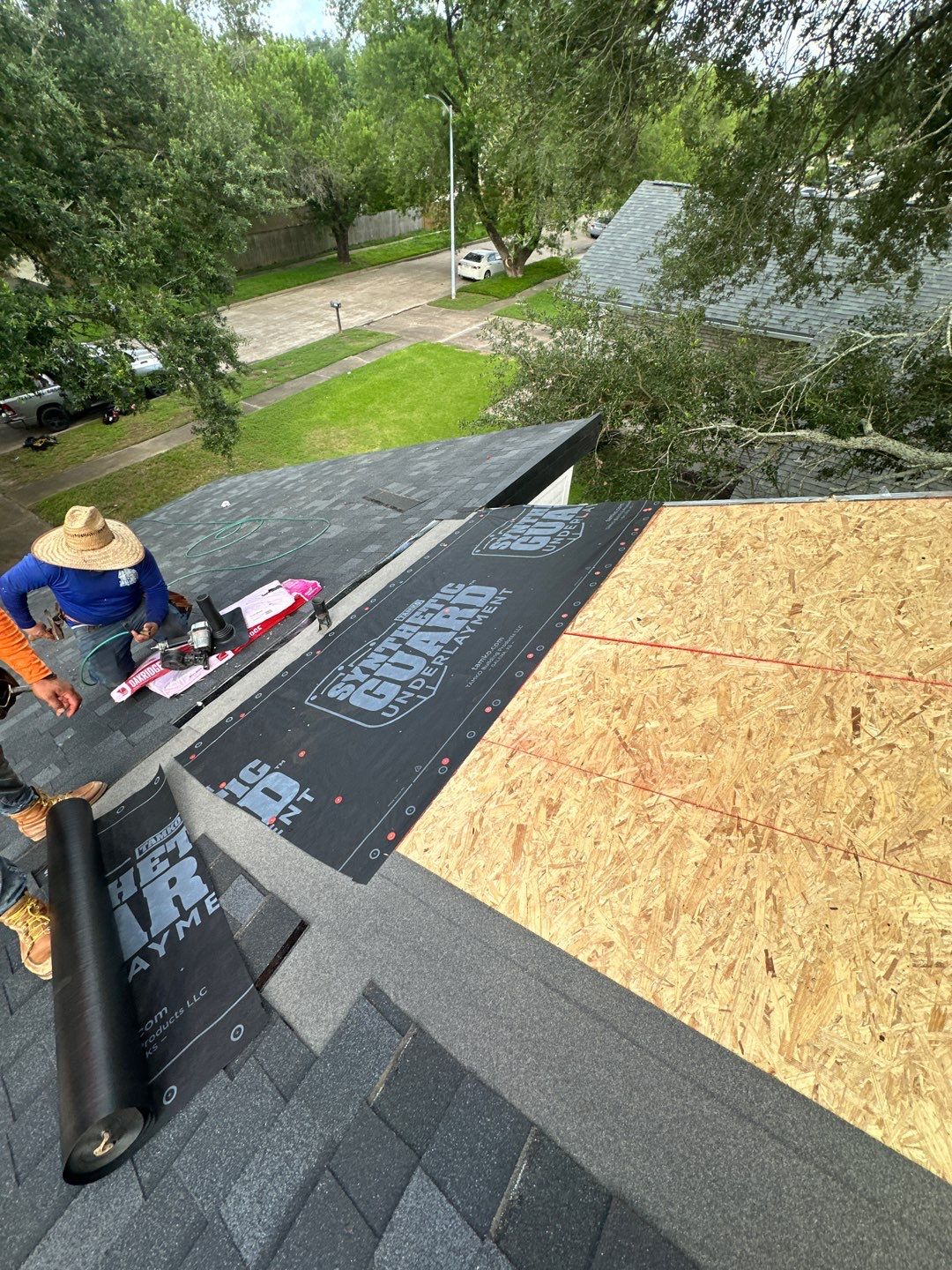 Roof Replacement Houston by Roof Repair Company