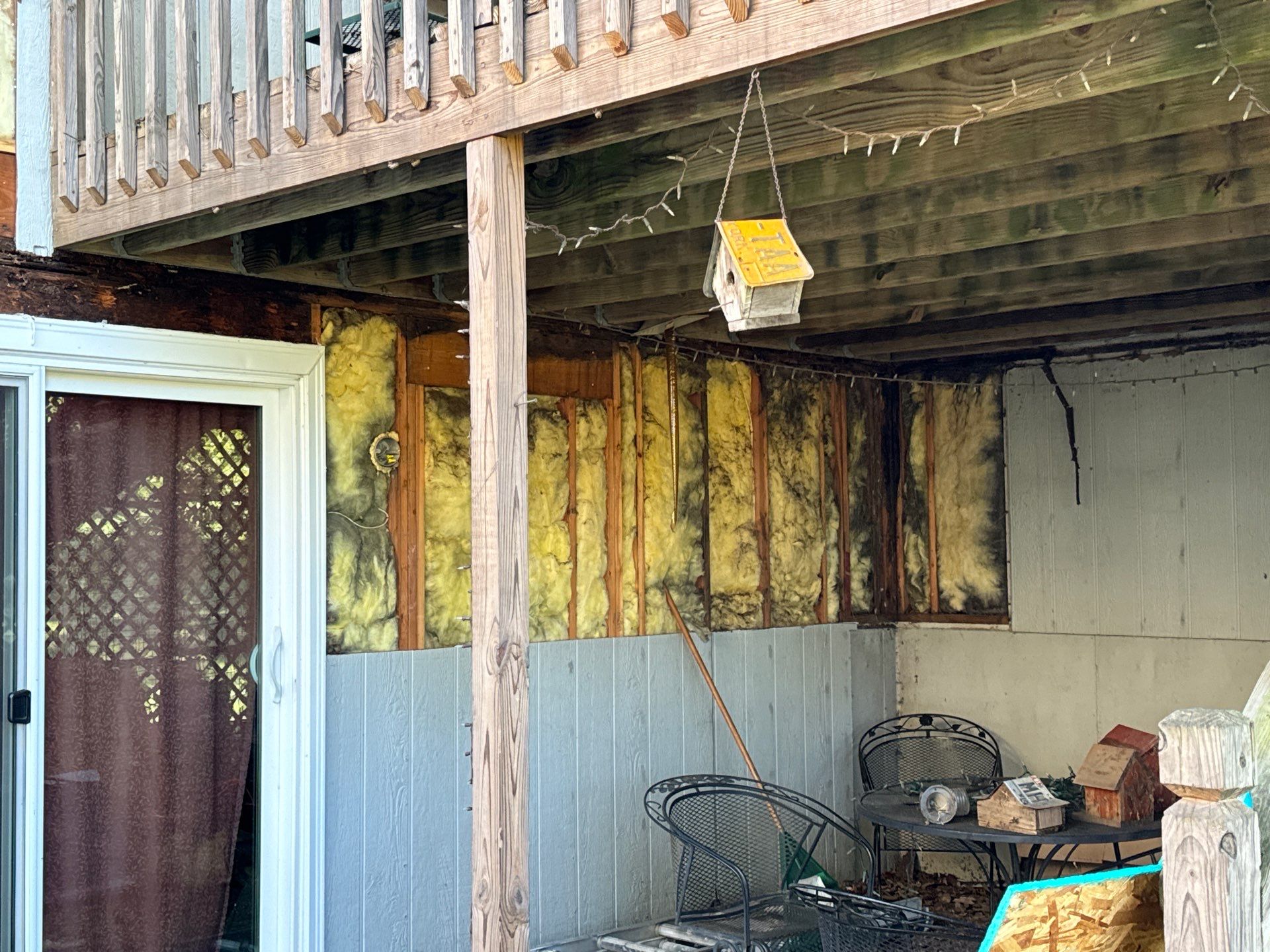 House needed this upgrade by EEC  Windows, Siding & Roofing 