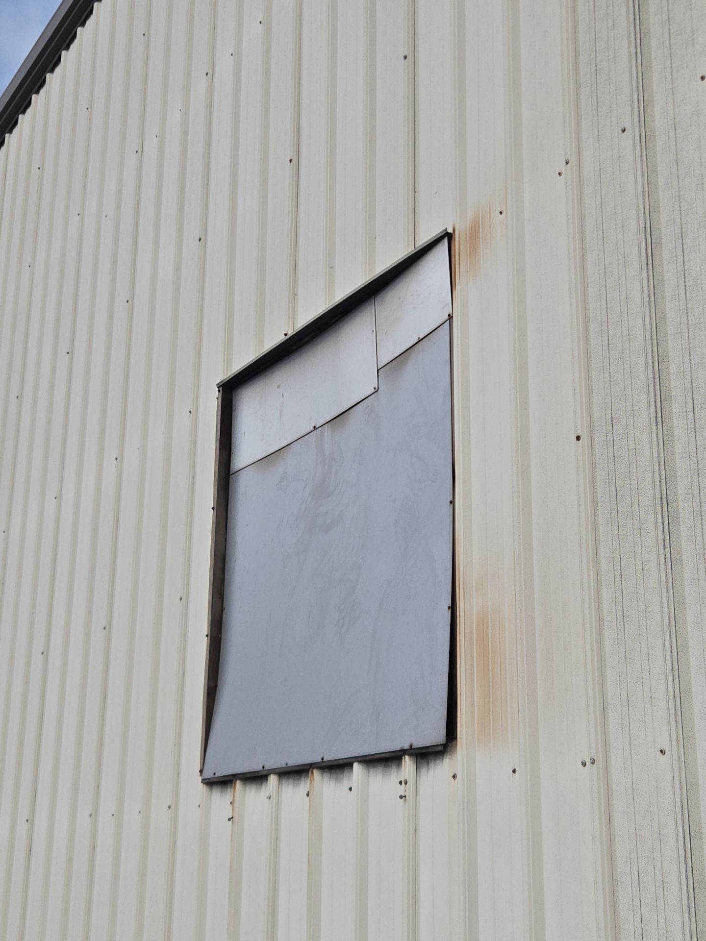 Commercial Metal and Flat Roof Repairs in Mason, Ohio by Level Up Roofing and Restoration Services LLC