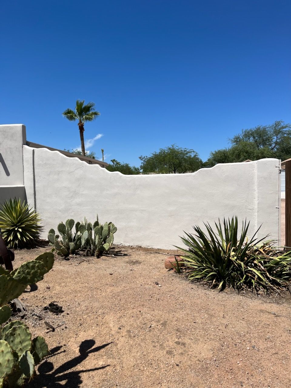 Ranch / Parapet Style; Single Family Home by Crash of Rhinos Painting & Garage Floors