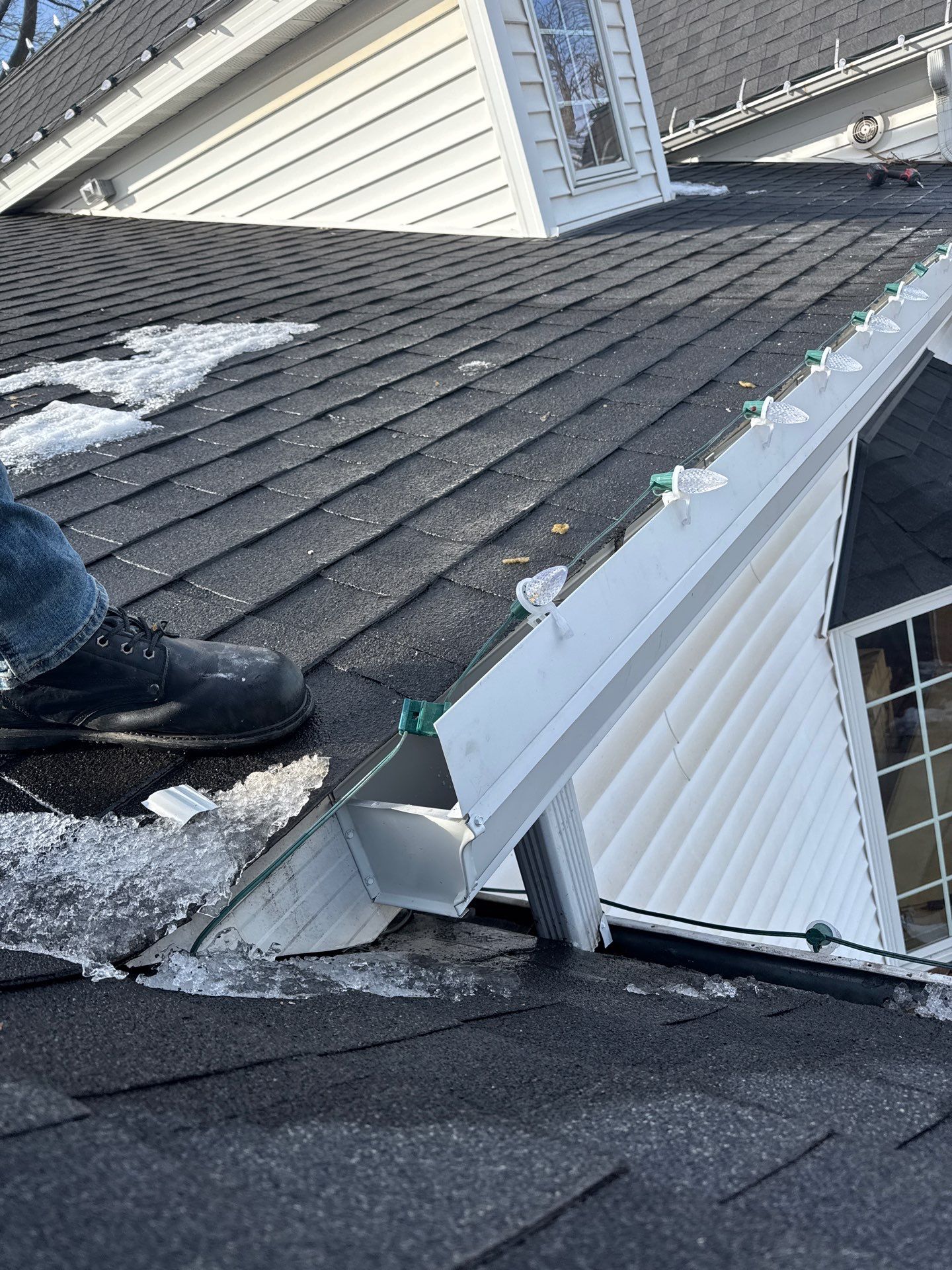 Gutter Repair using 5" Aluminum Gutters by 3 Daughters Construction 