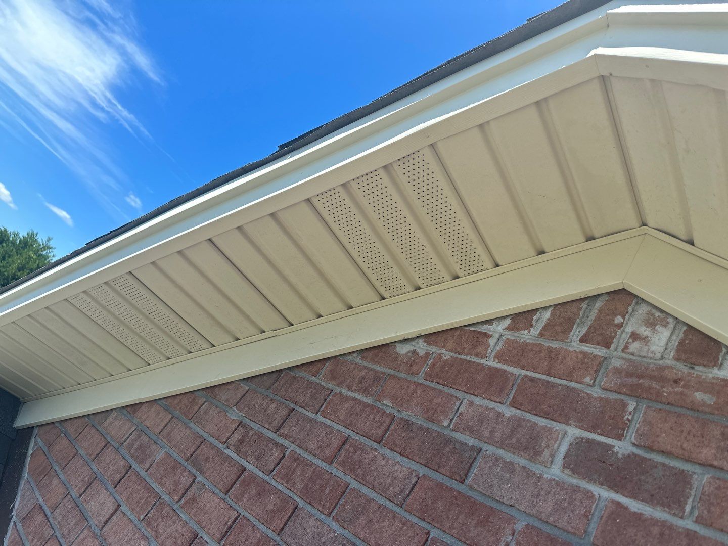 Residential Roofing Installation using Atlas Pinnacle Pristine Oyster Shell by Talya Roofing
