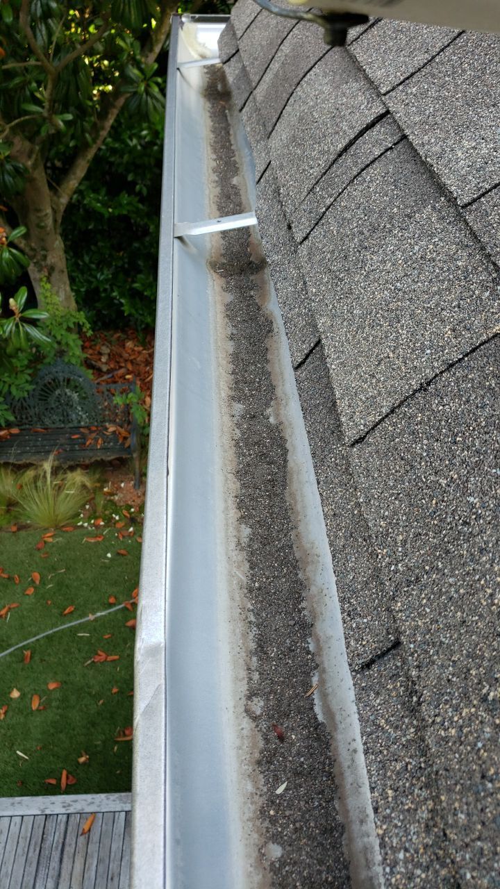 House Wash using cleaner by Power Wash Masters LLC