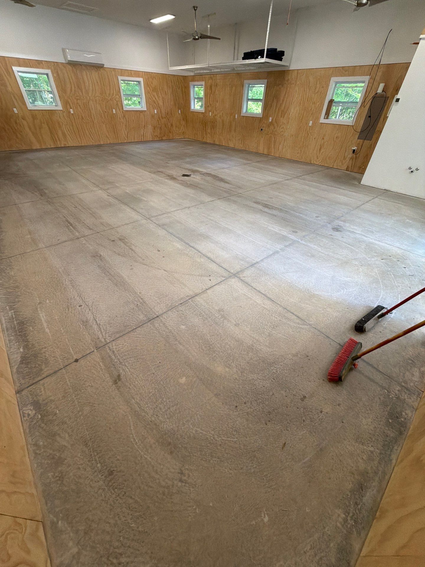 Garage Epoxy Floor Installation and Concrete Surface Polishing in Shelby by Gordon Painting