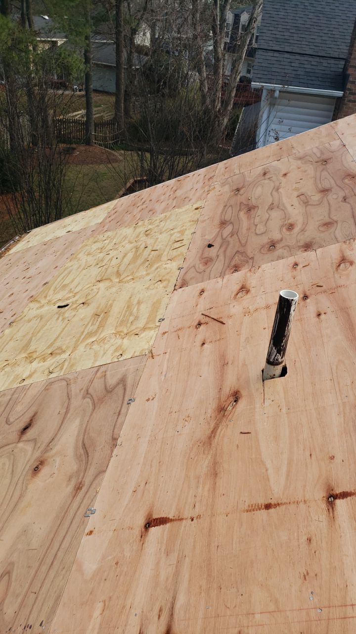 Springfield: CertainTeed Landmark Designer Shingles in Burnt Sienna by RM Banning, Inc.