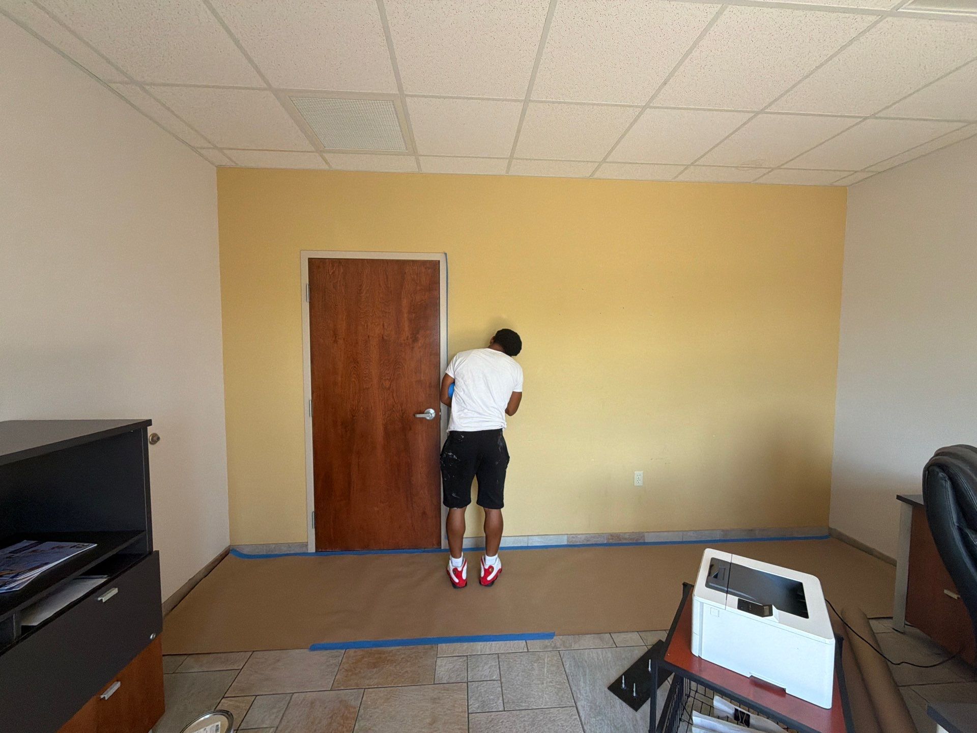 From Dated to Dramatic: A Tyler, Texas Accent Wall Transformation by Quality Coats Painting