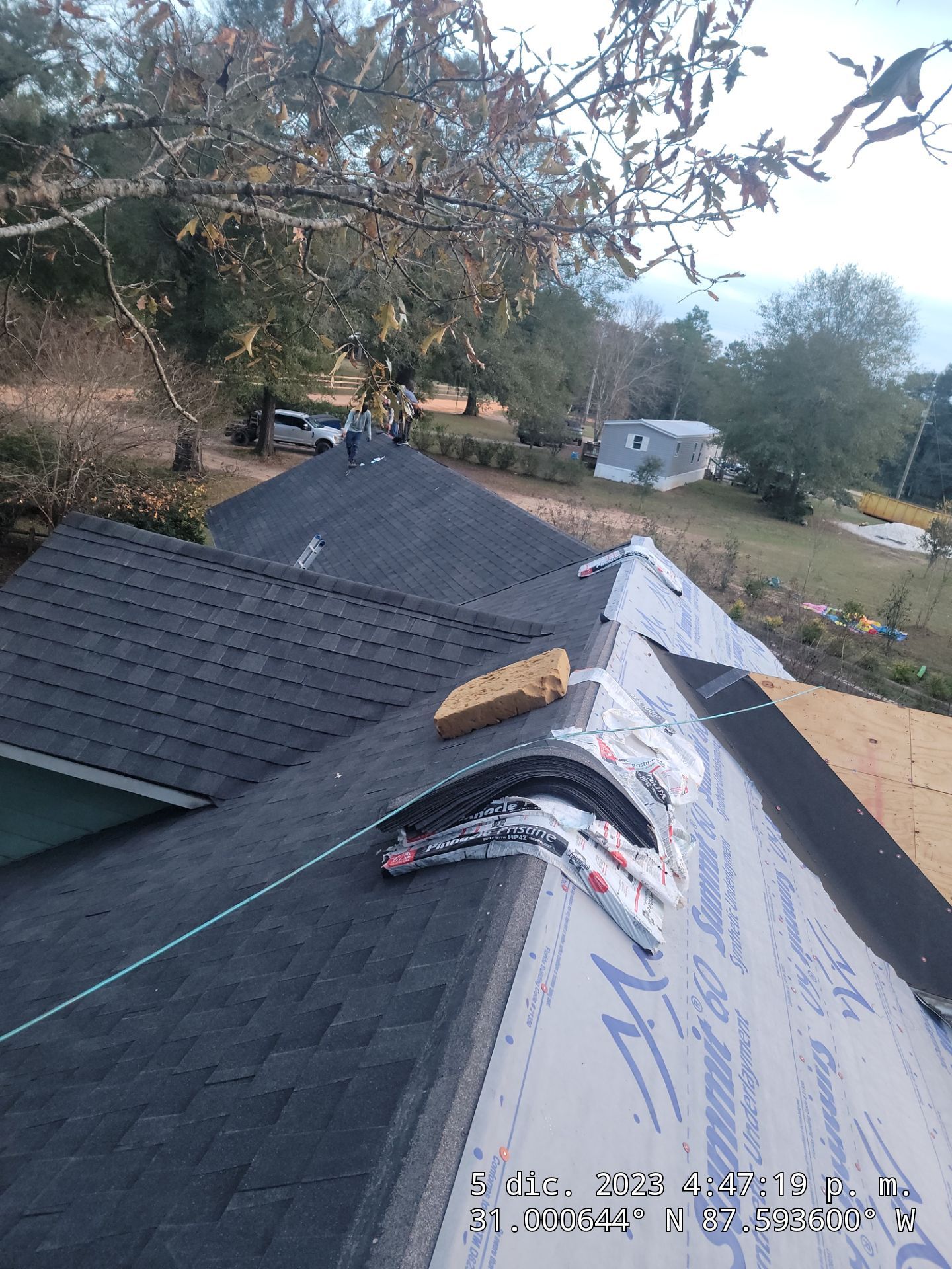 Jaye by IAM Roofing LLC