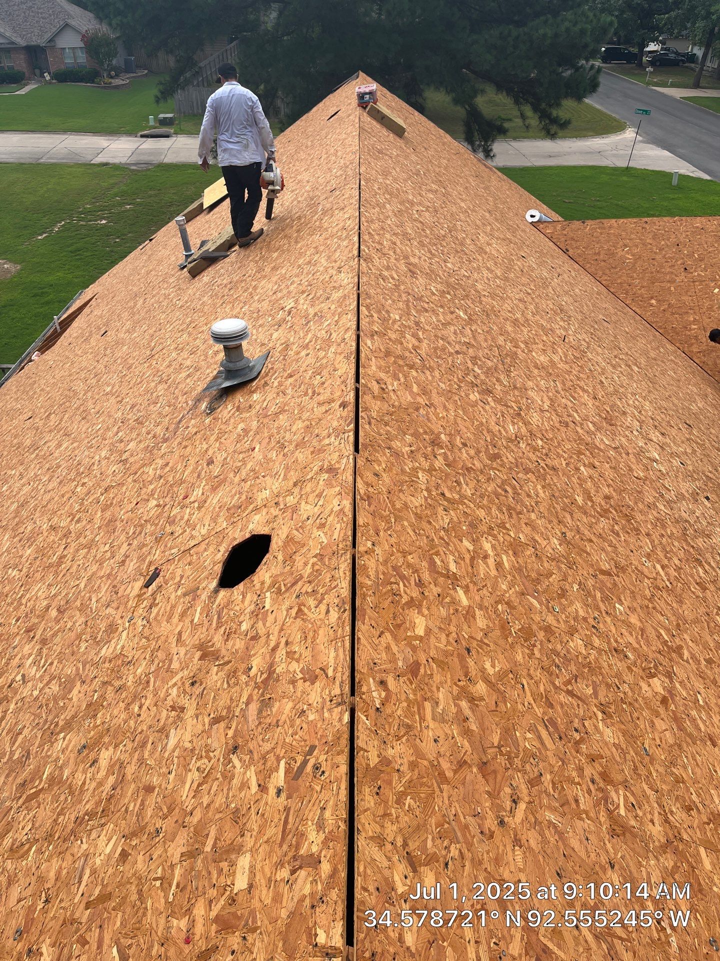 Benton Roof Replacement Featuring GAF Timberline HDZ Shingles by Temple Roofing and Exteriors