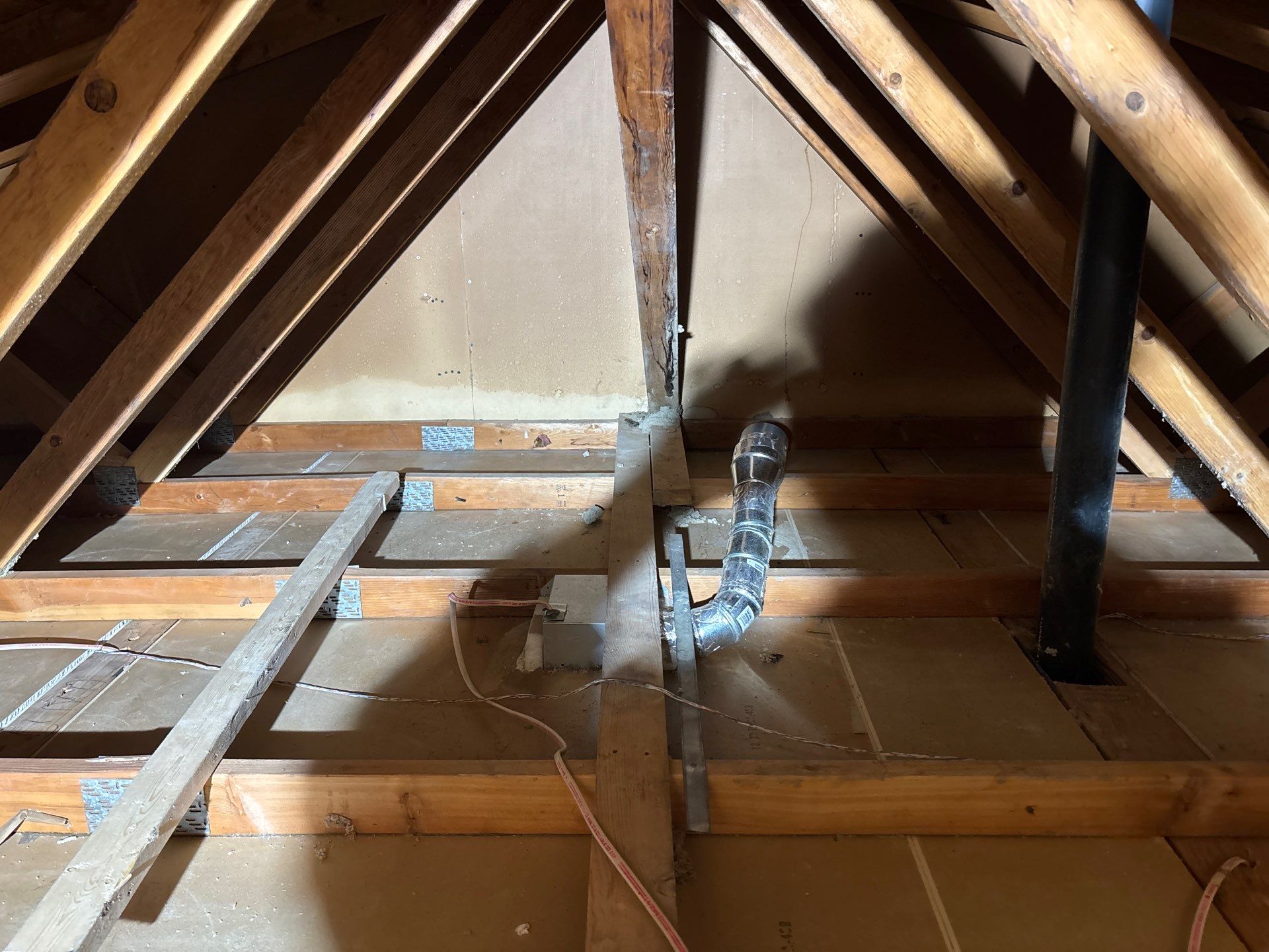 Stopping Ice Dams and Eliminating Drafts in Canonsburg, PA 15317 by Home Environment Solutions