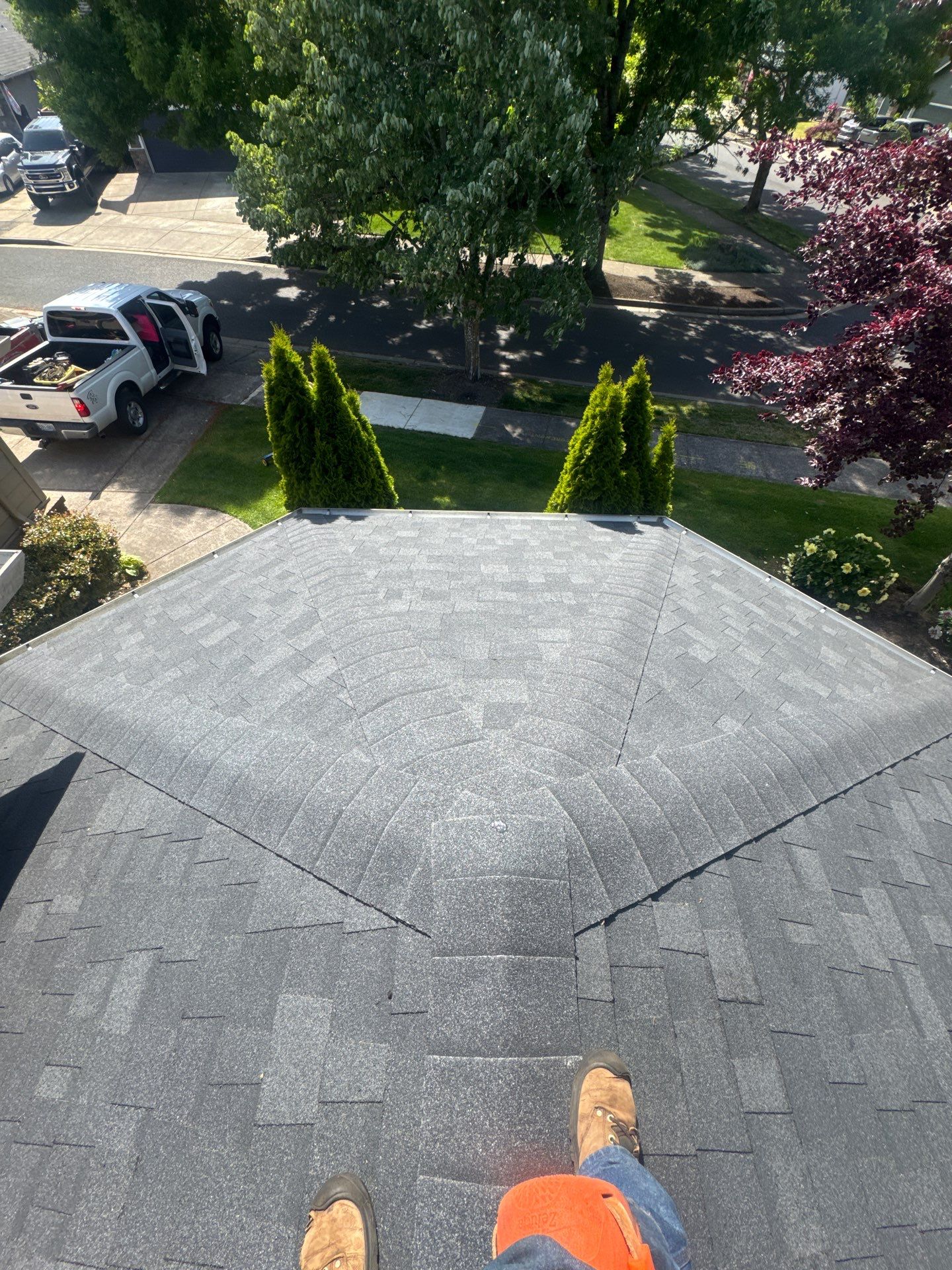 Residential Reroof Featuring Owens Corning Architectural Shingles in Eugene by BEST Roofing & Waterproofing