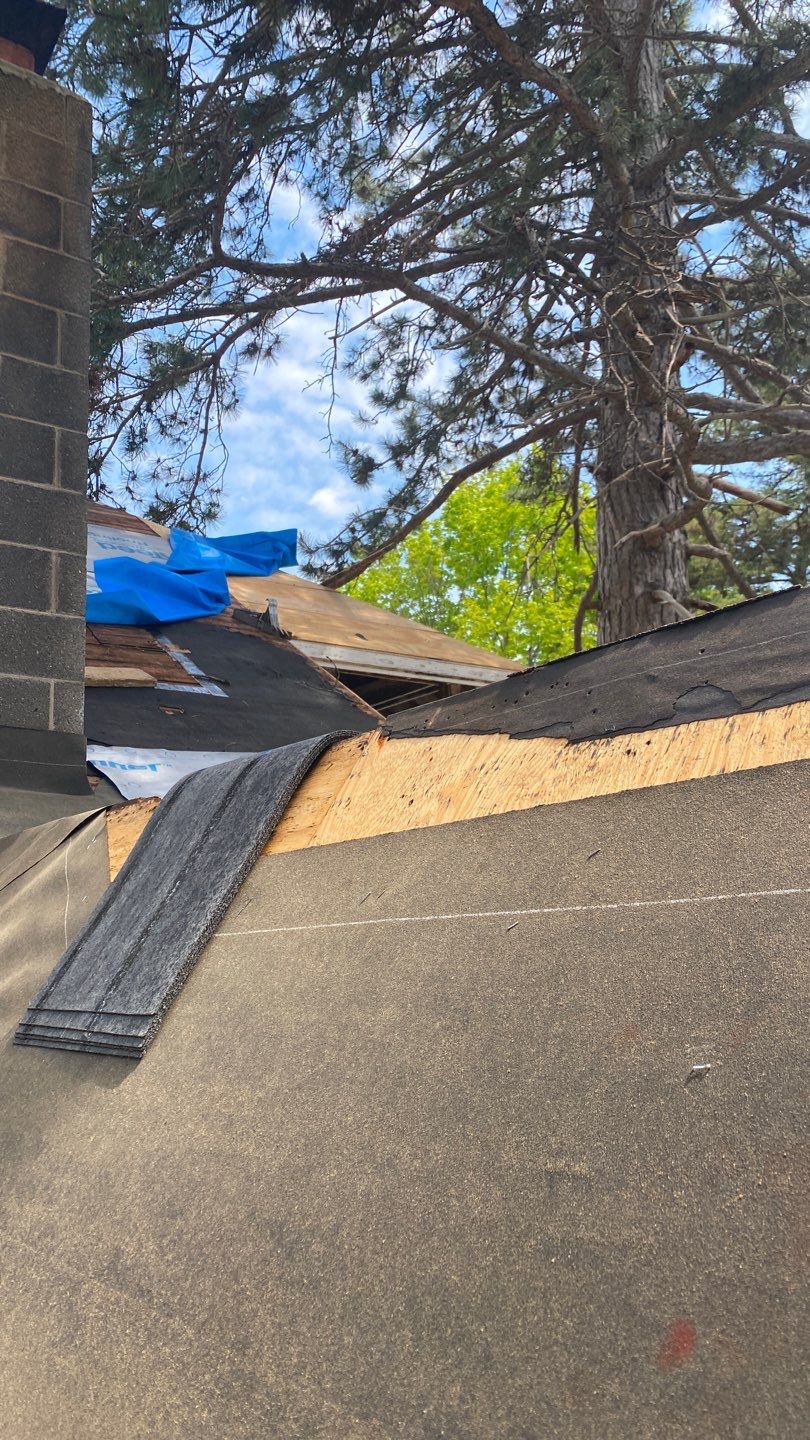 Roof Replacement using CertainTeed Landmark by 180 Contractors