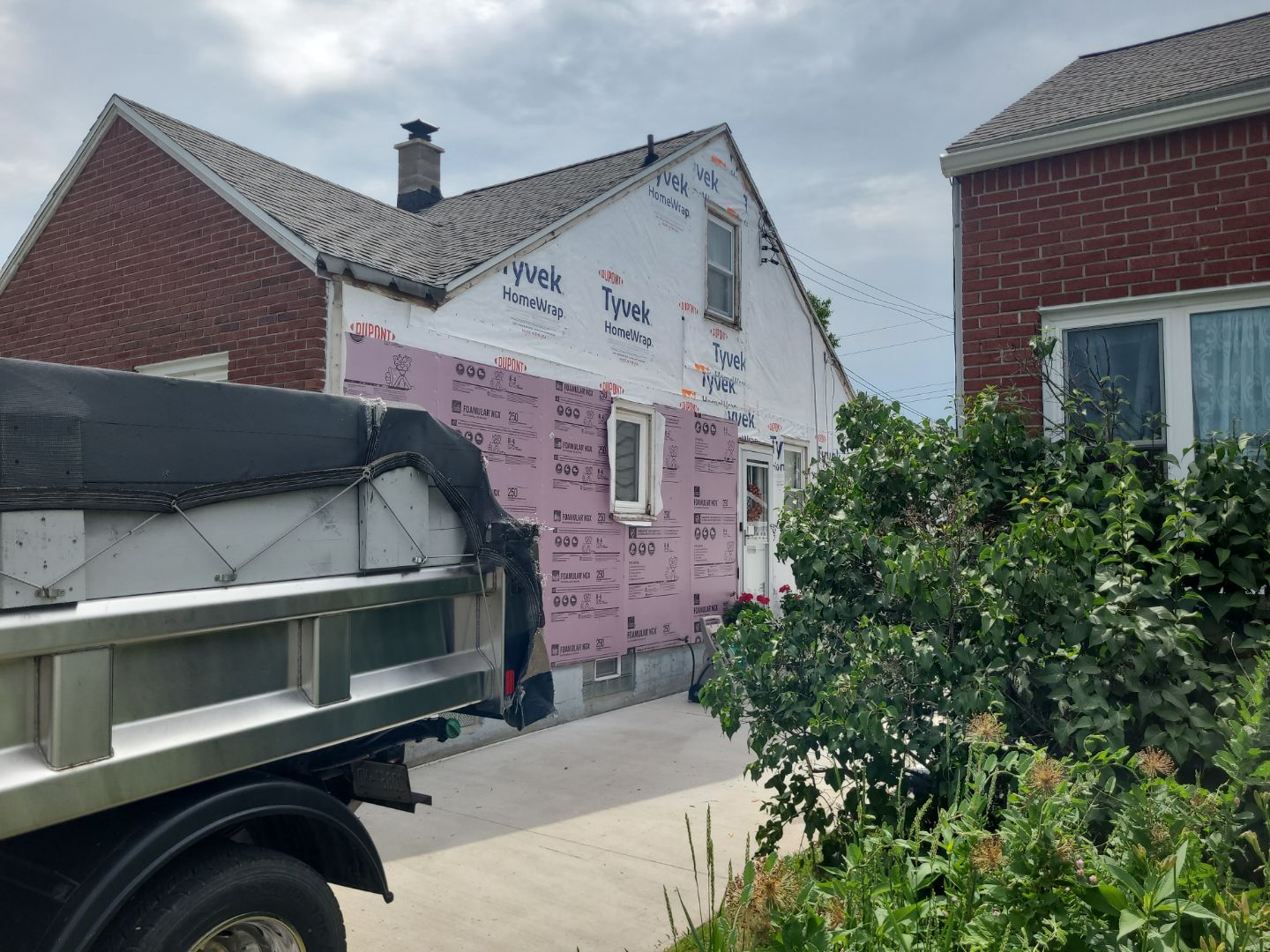 Exterior Siding and Window Replacement by Ivy Lea Construction