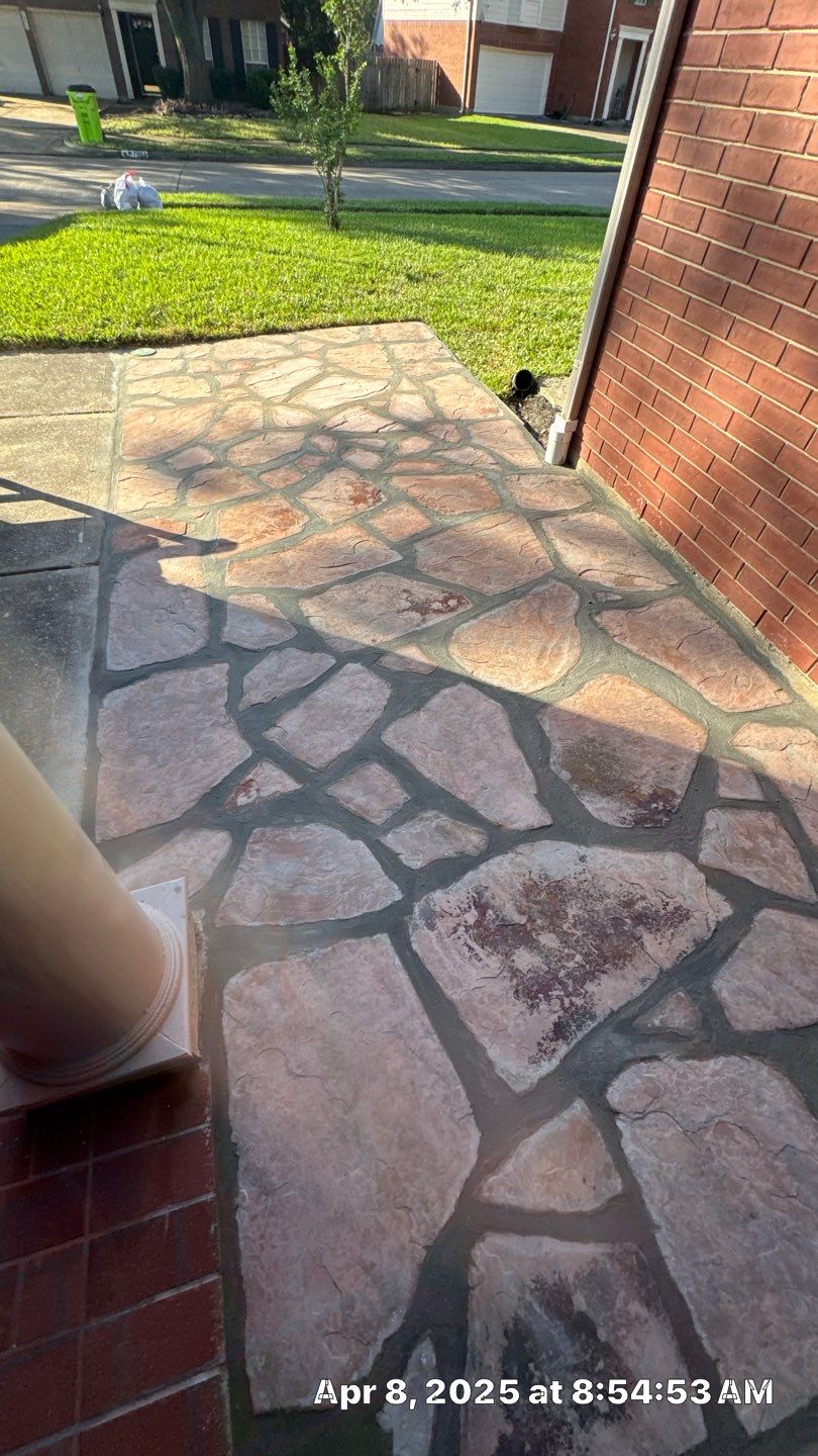 🏡 Mary Gray’s Entrance Transformation — Flagstone, Trim & Gutter Service by Texas Urban Elements