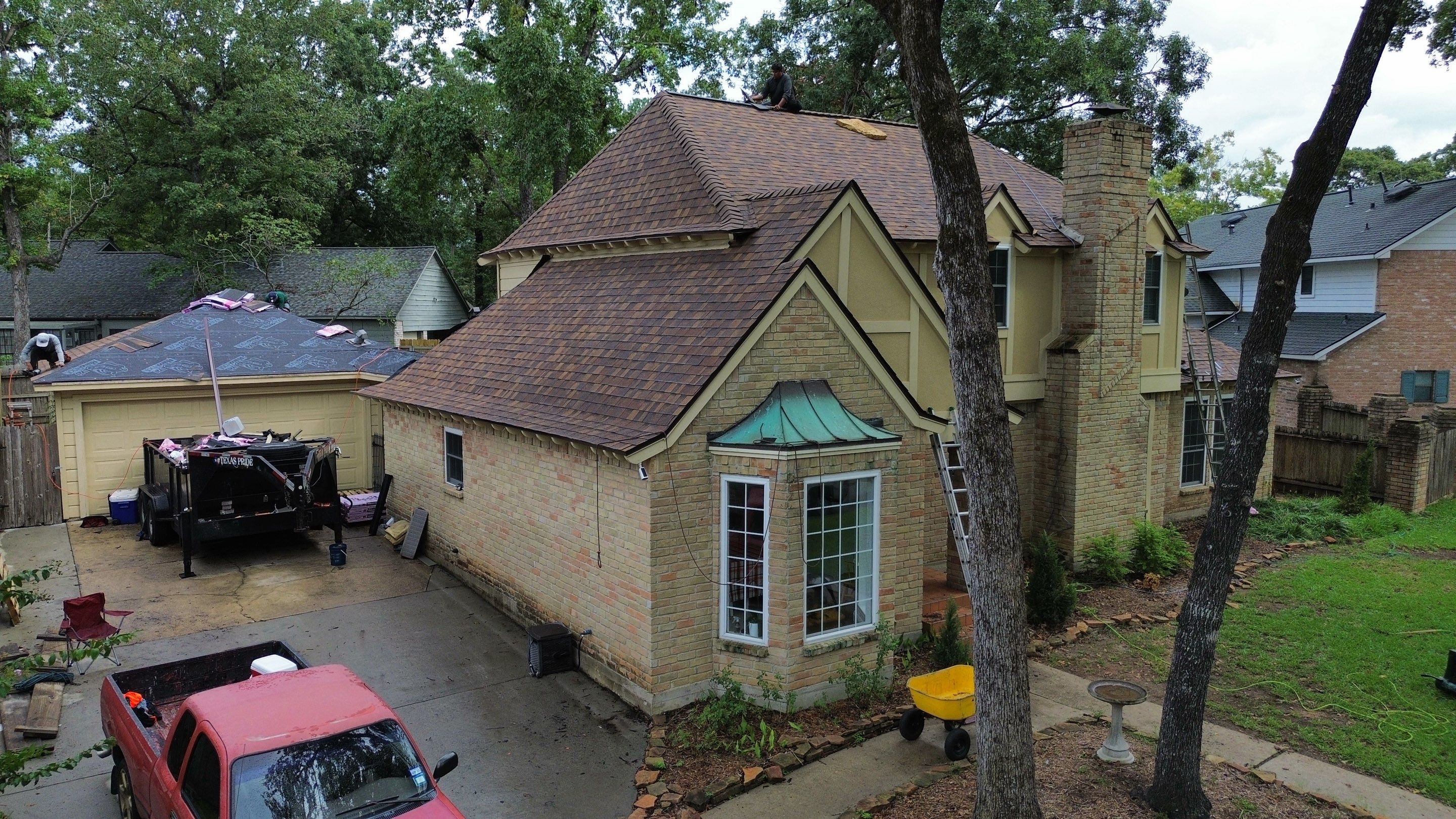 OC Duration Desert Rose by HHH Roofing & Construction