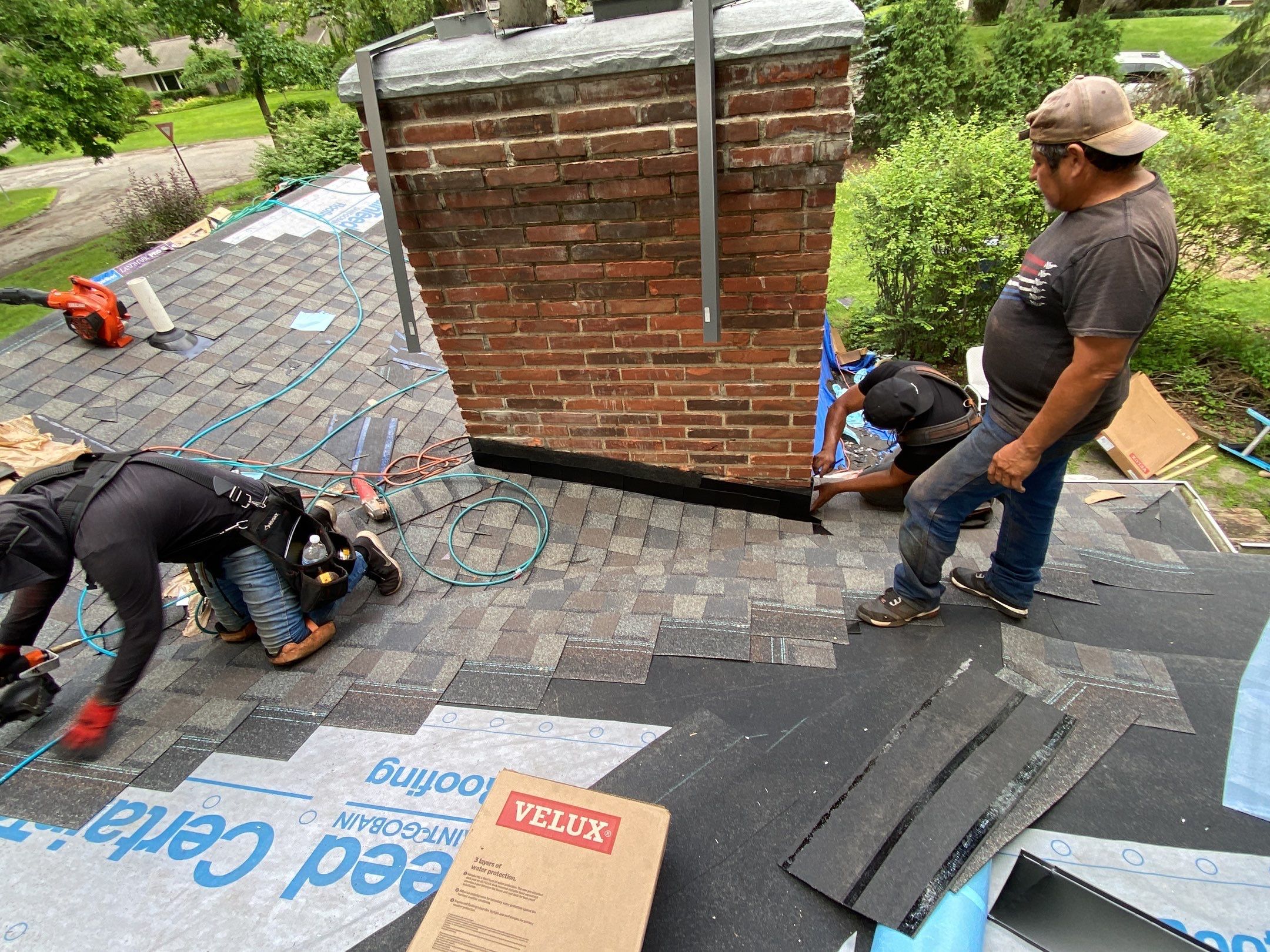 Roof Replacement using CertainTeed Landmark by 180 Contractors