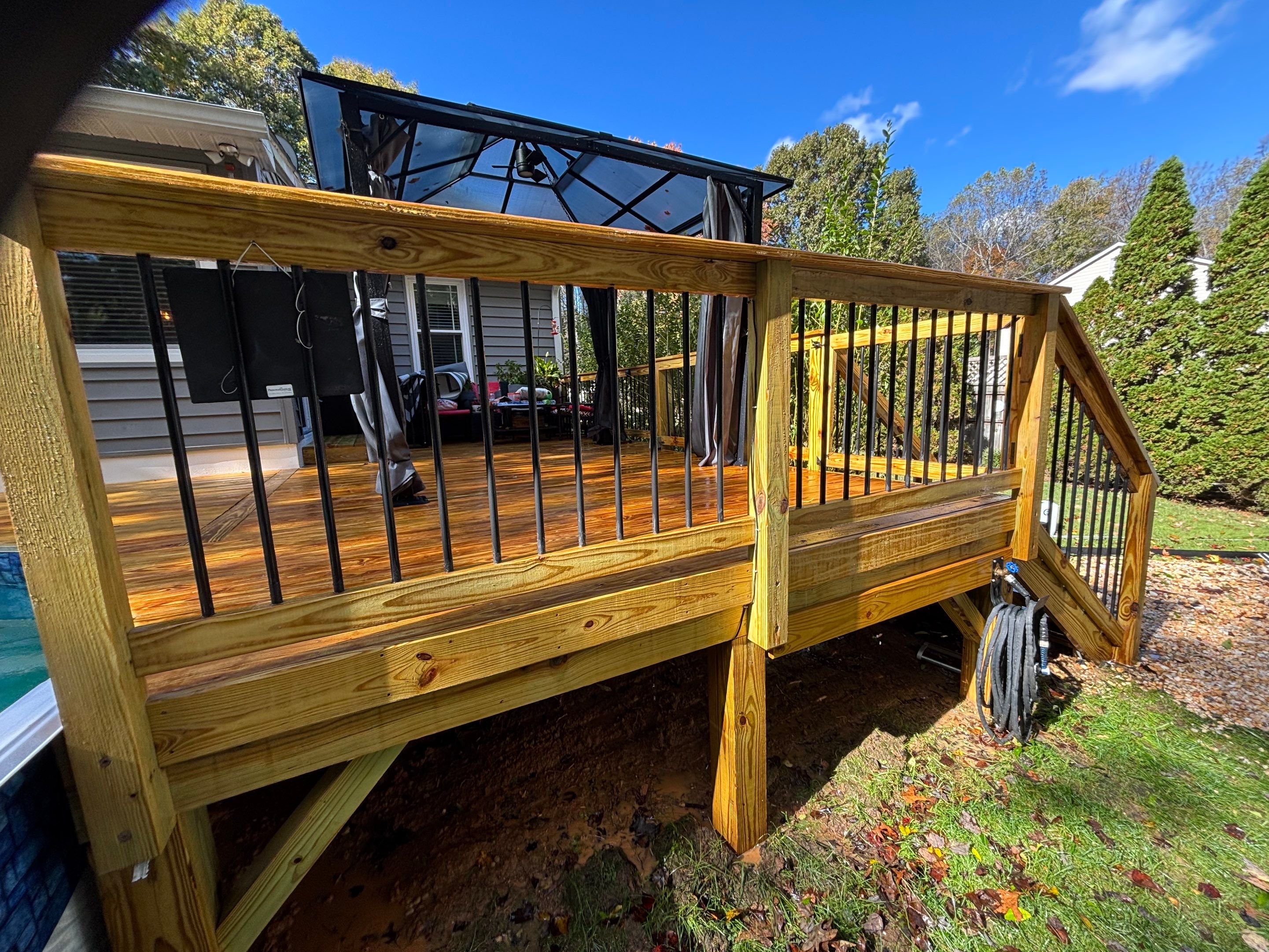 Wood Deck using Wood Sealant by DuraSeal